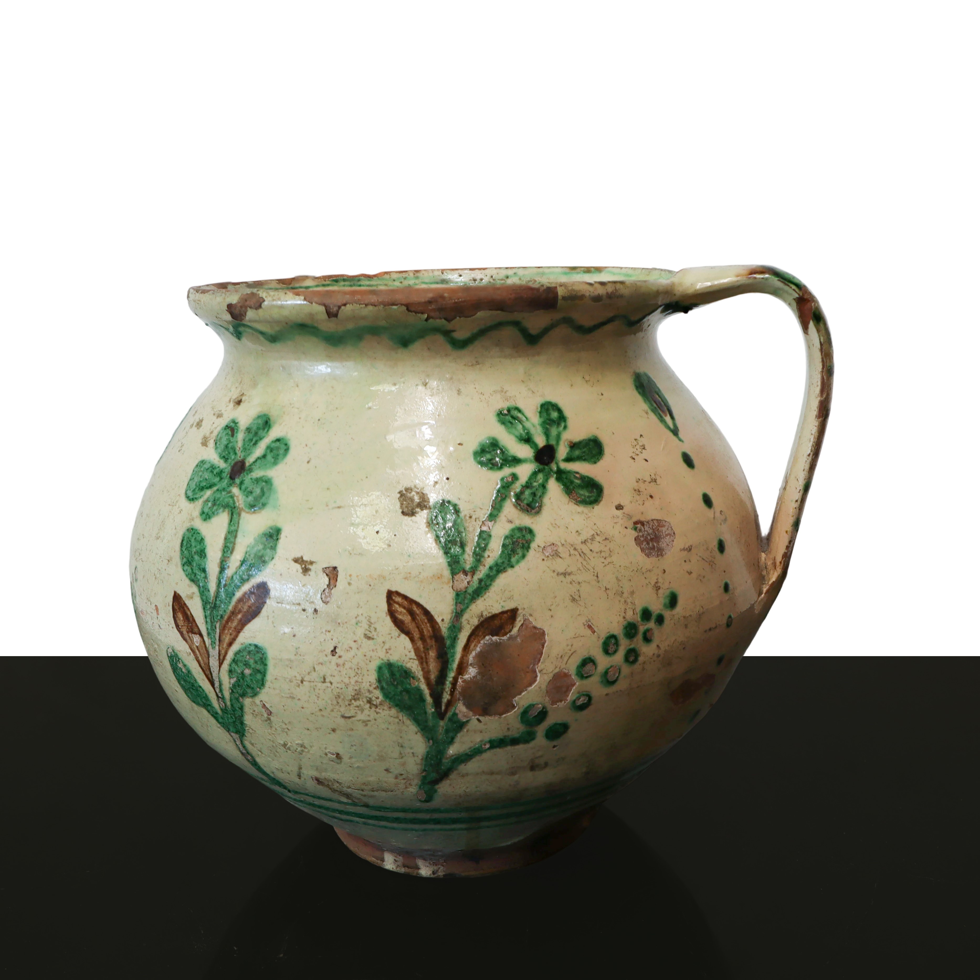 Vaso con manico con decori floreali