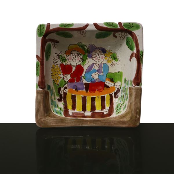 De Simone - Piatto decorato policromo con personaggi
