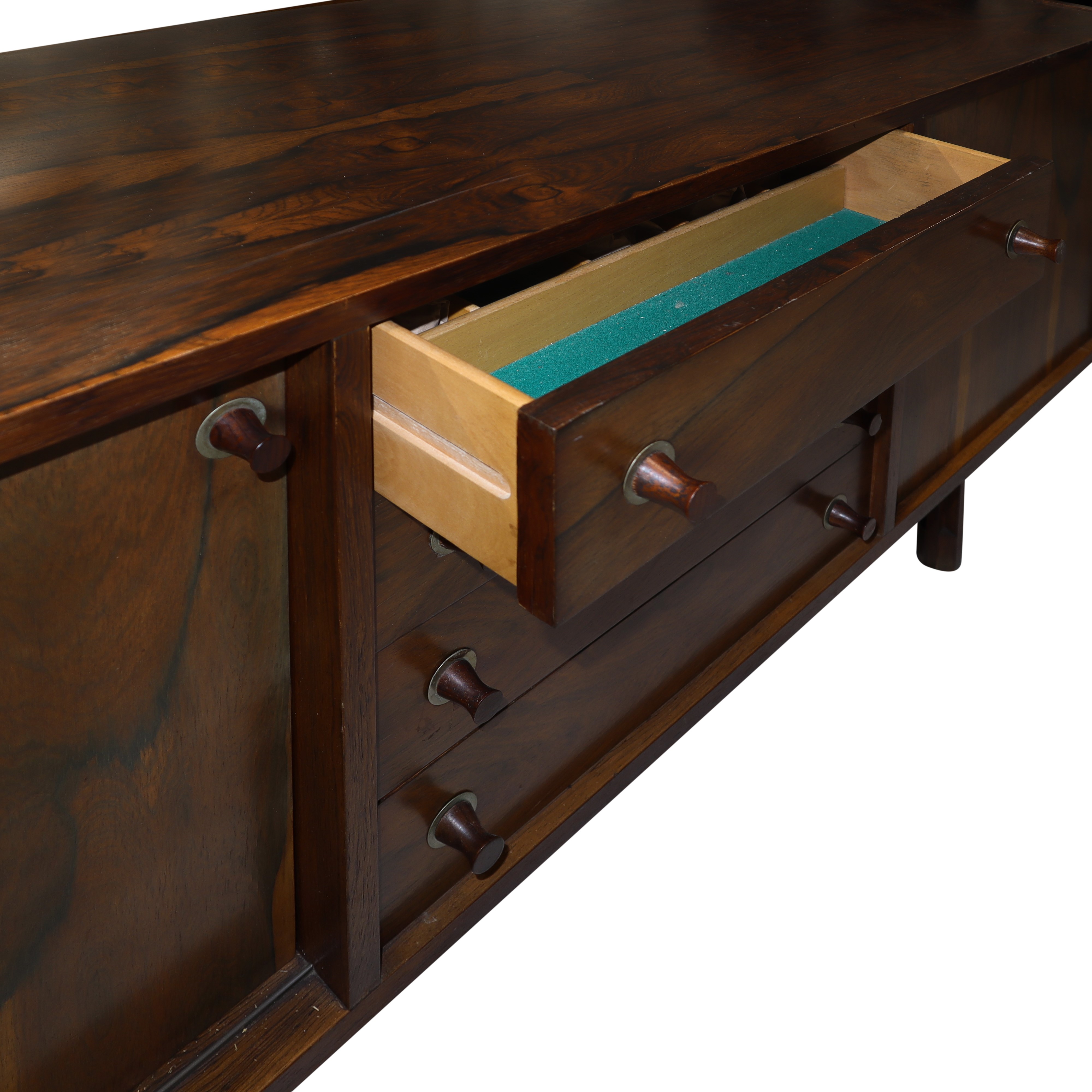 Sideboard con cassetti centrali e sportelli in teak