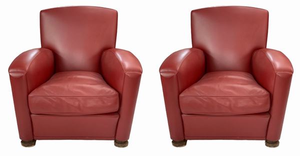 Pair of armchairs Frau model Jabarin, for coating wood-grain leather, the amaranth tones. Conditions like new, with warranty. H 87x80 cm, depth 83 cm.