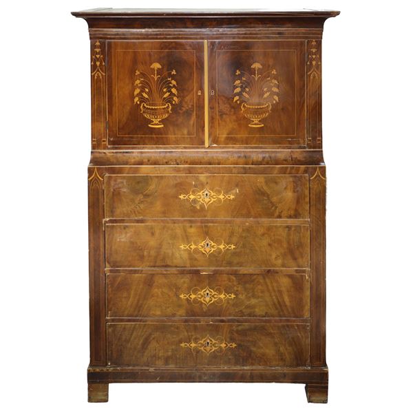 Chiffonier in mahogany wood with inlays on the front and filleted on the sides
