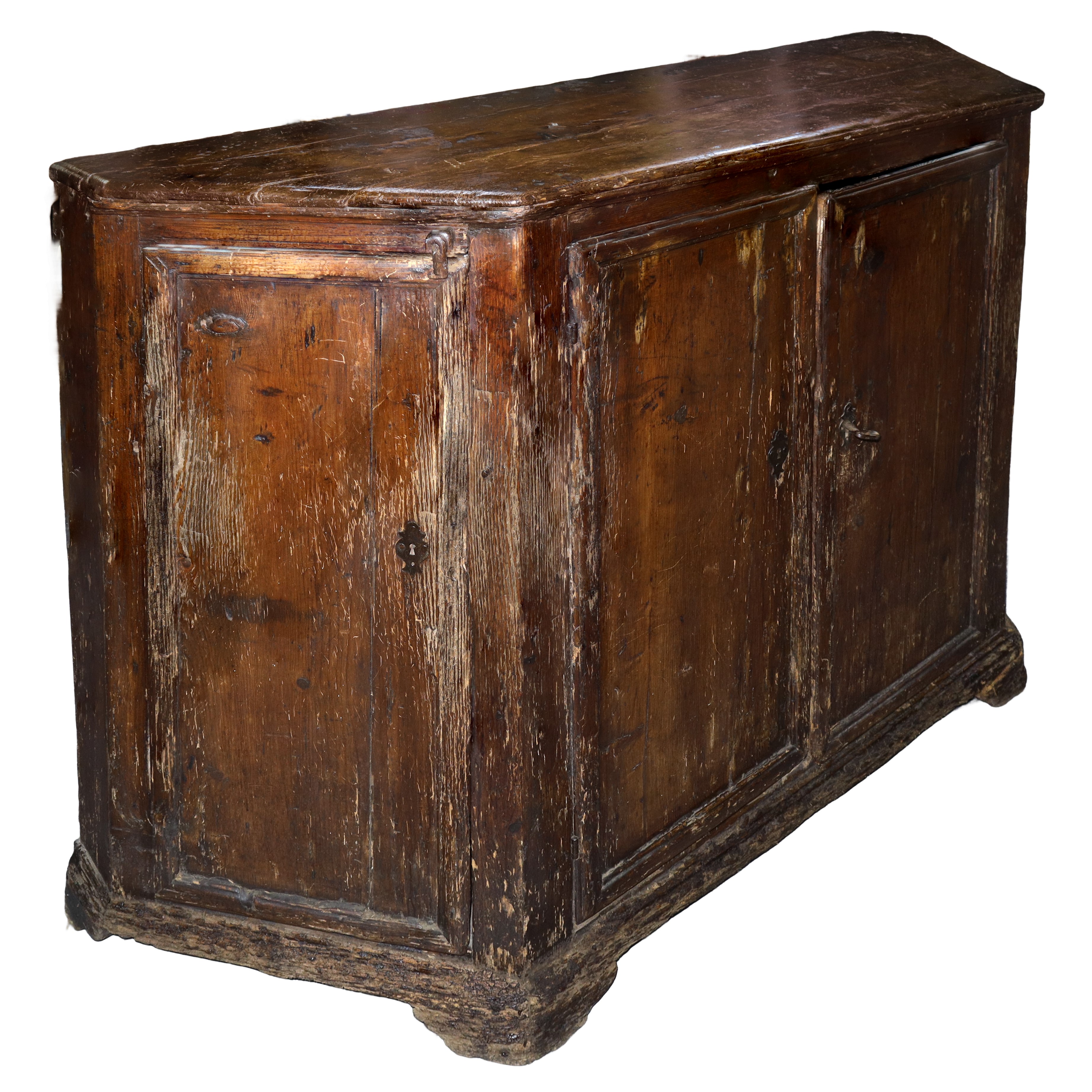 Credenza Bassa Scantonata in Legno di Abete con Piedi a Mensola con Due Sportelli Centrali e Due ...