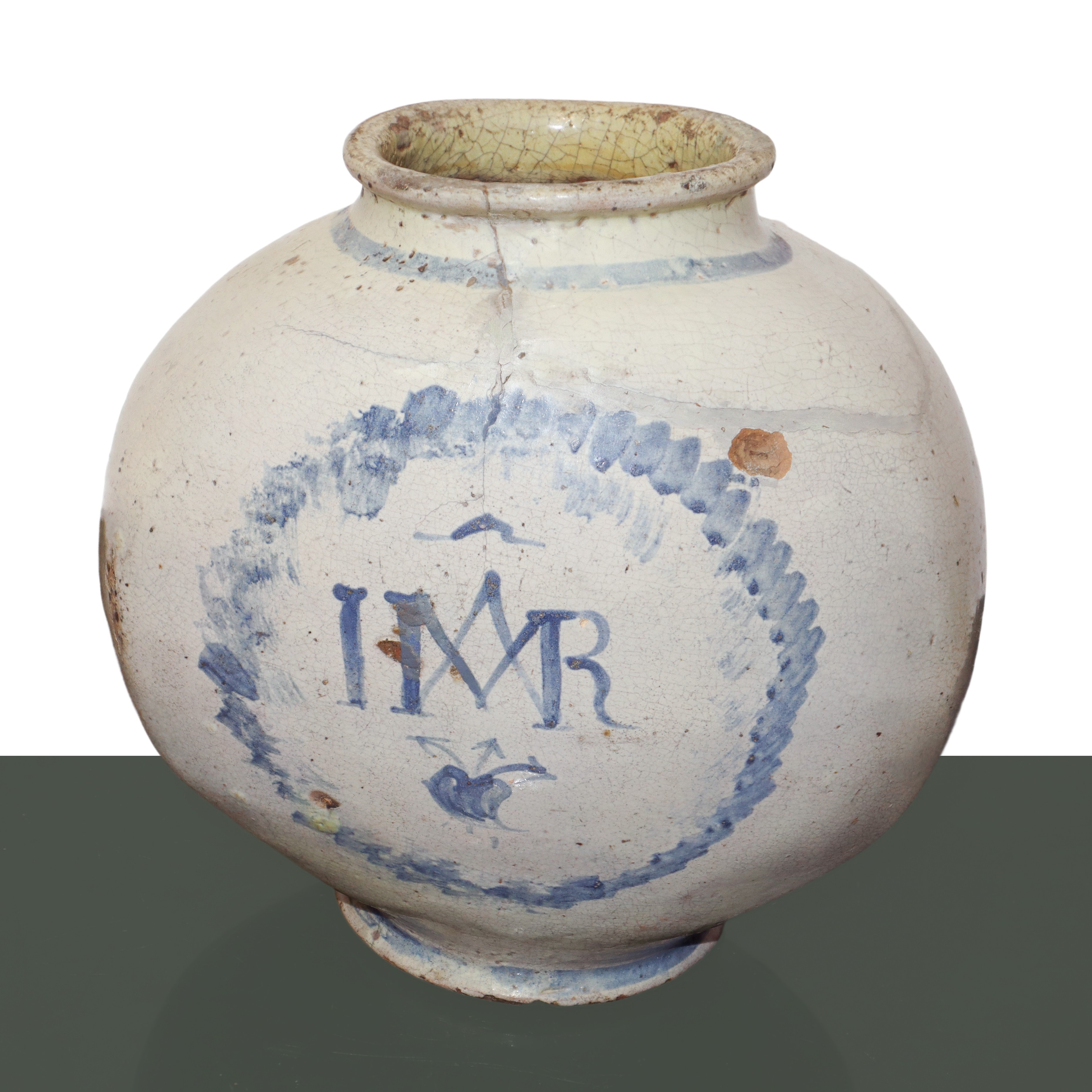 Vaso di Caltagirone in pasta bianca invetriato nei toni dell'azzurro con iniziali sul fronte IMR