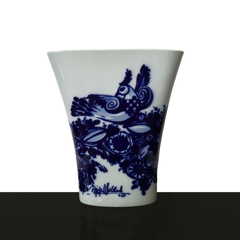 Bjorn Wiinblad per Rosenthal - Vaso in Porcellana con Decoro di Animali e Fiori Blu sul Fronte e ...