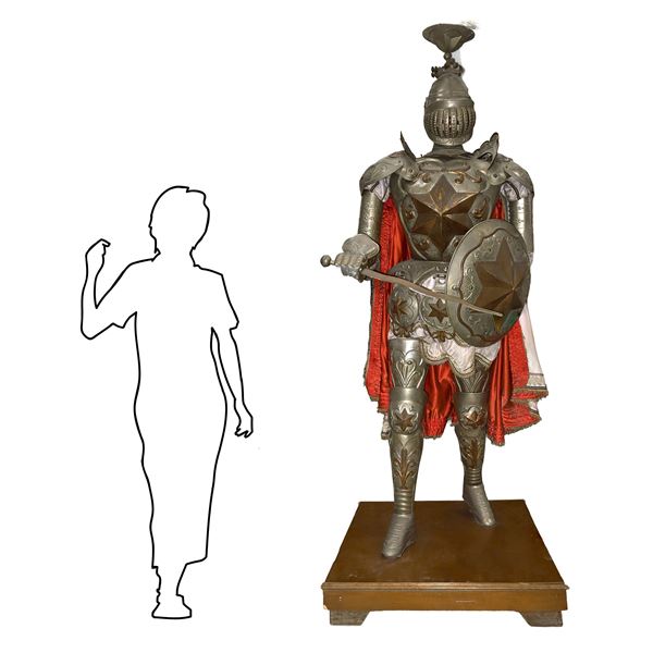 Erminio della stella d'oro: pupo siciliano di grandi dimensioni con armatura argentata e indumenti in  [..]