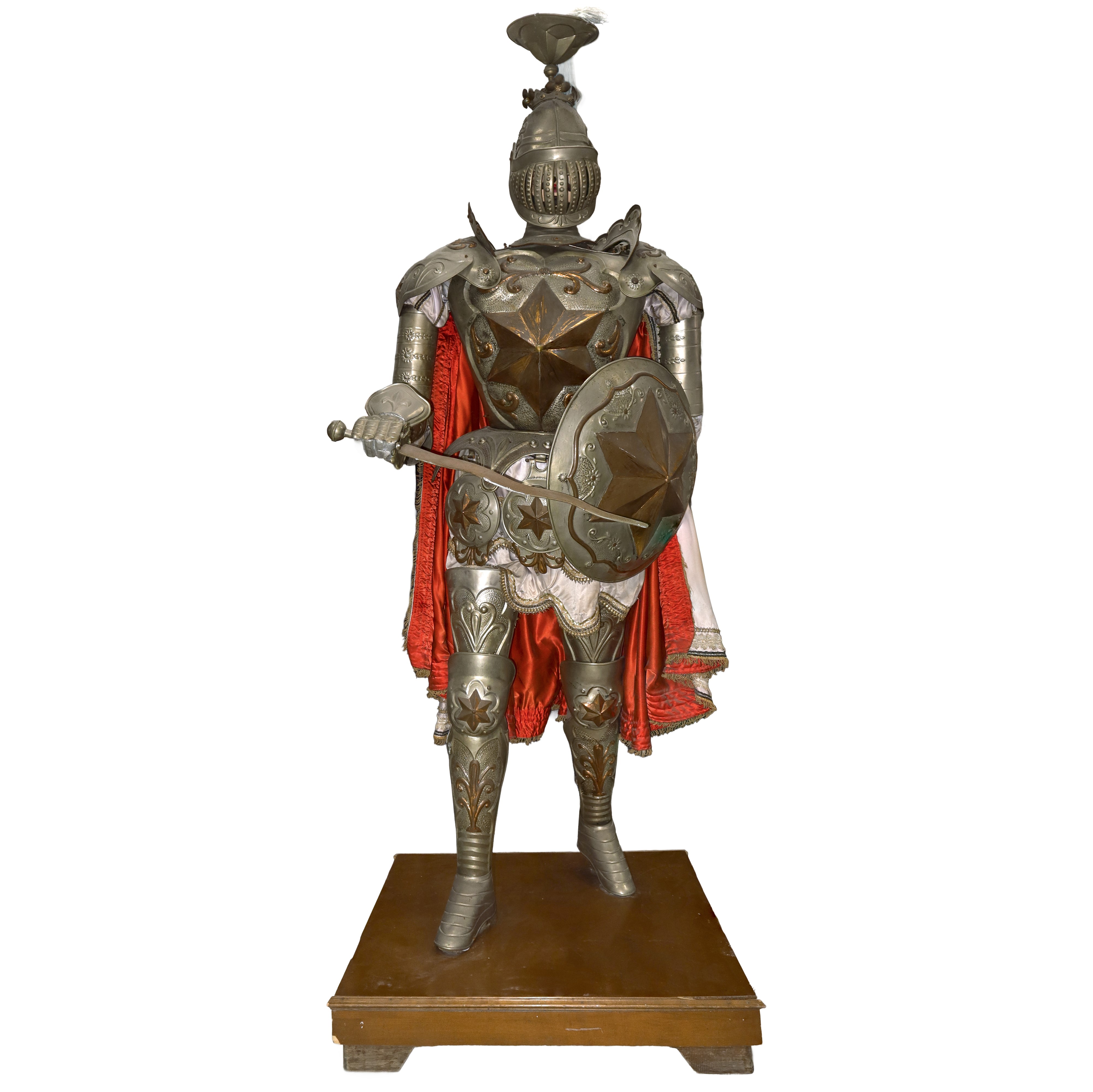 Erminio della stella d'oro: pupo siciliano di grandi dimensioni con armatura argentata e indument...