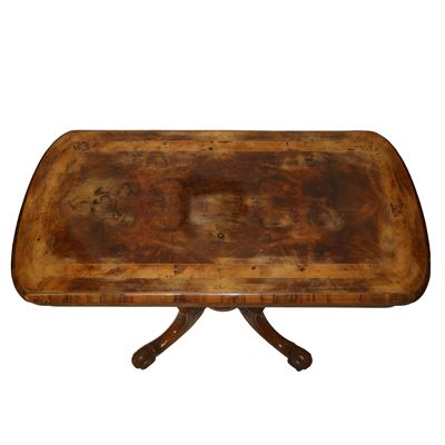 Tavolo da gioco in legno e radica di noce, Inghilterra XIX secolo, h cm 75x91