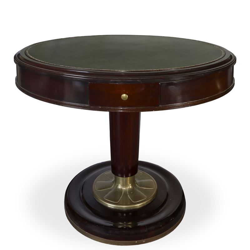 Tavolo rotondo da gioco con piano double-face con pelle verde in legno di mogano e ottone