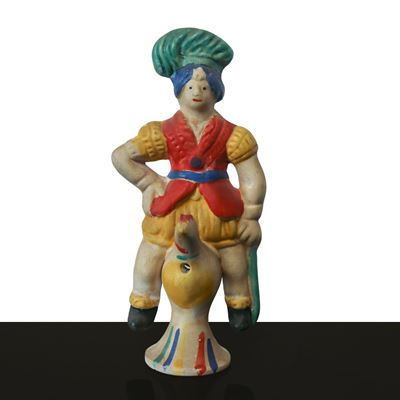 Fischietto Policromo Raffigurante Uomo su Gallina