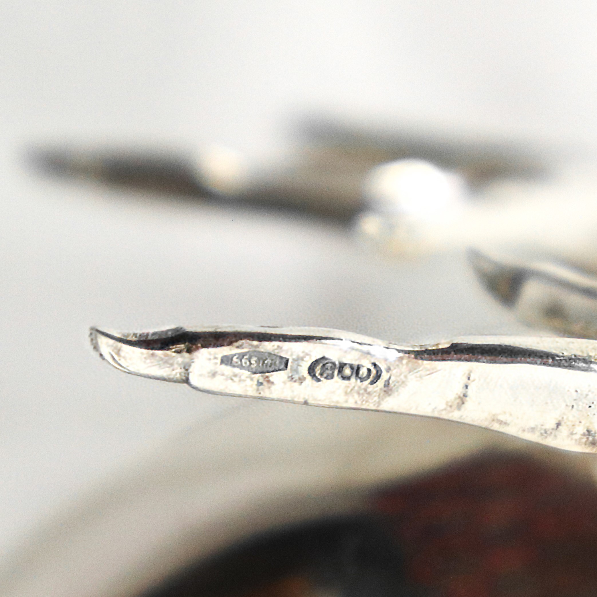 Servizo da te e caffè in argento 800 con fattezze di volatili