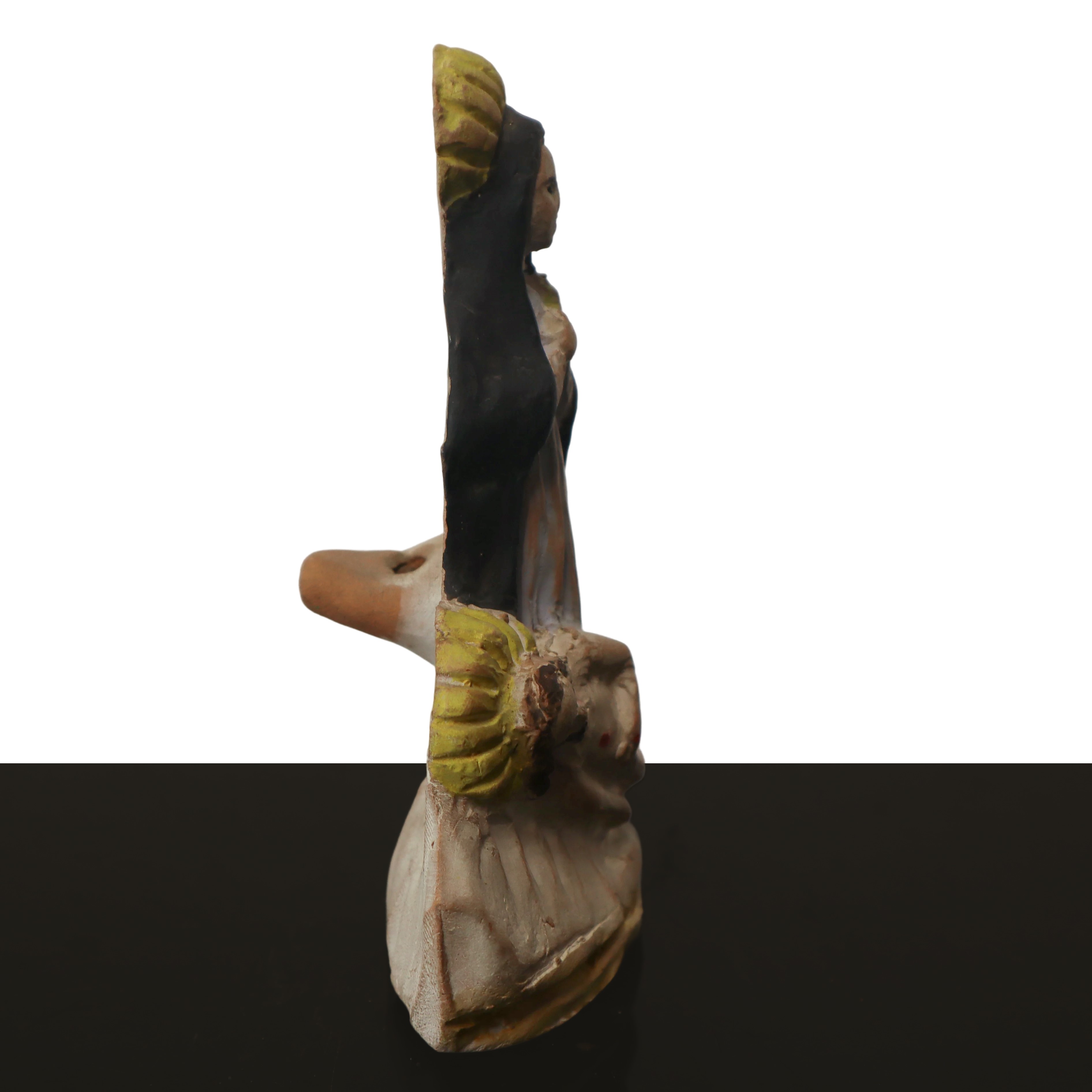 Fischietto raffigurante Gesù e la Madonna, h cm 13