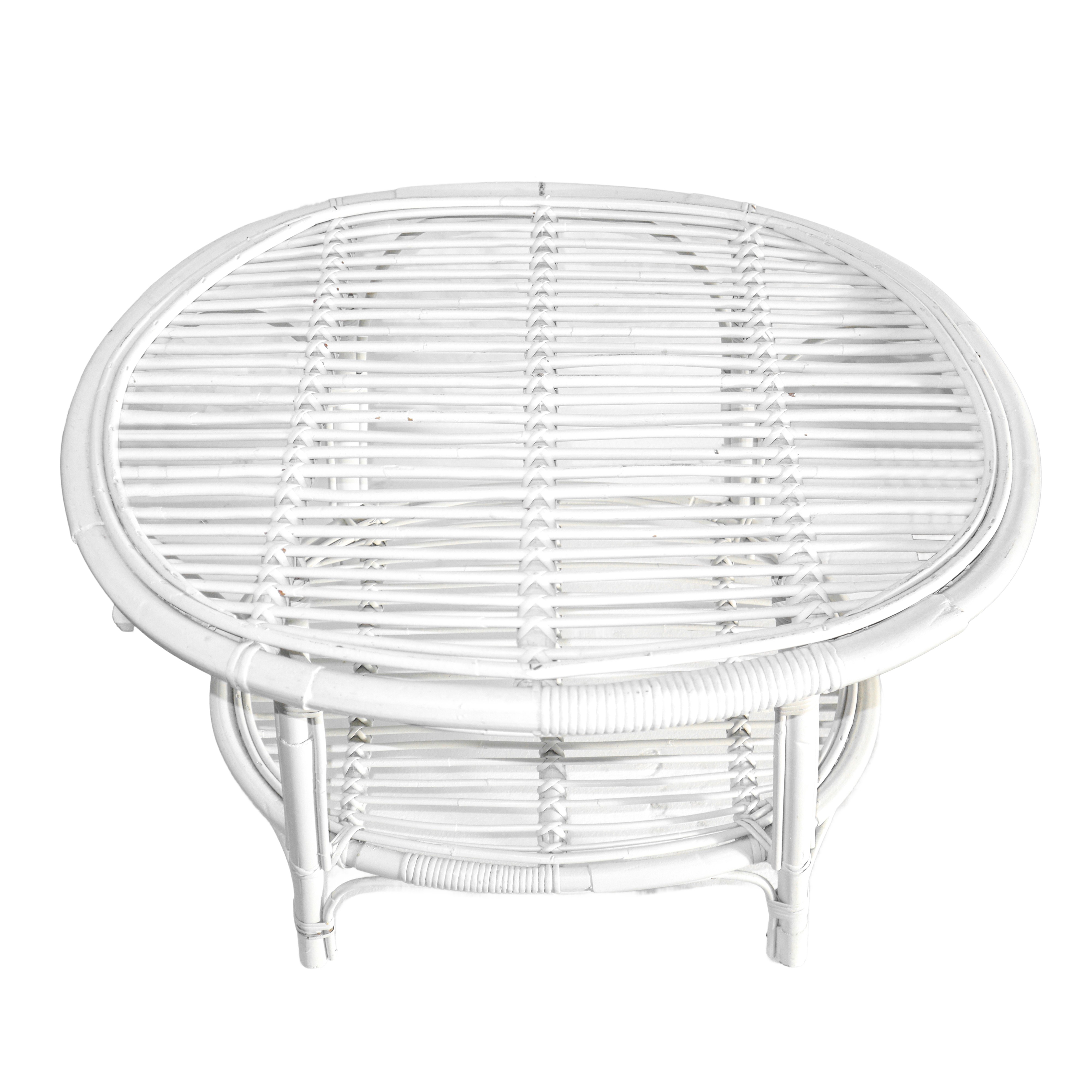 Tavolino da Centro in Rattan Smaltato Bianco a Due Piani