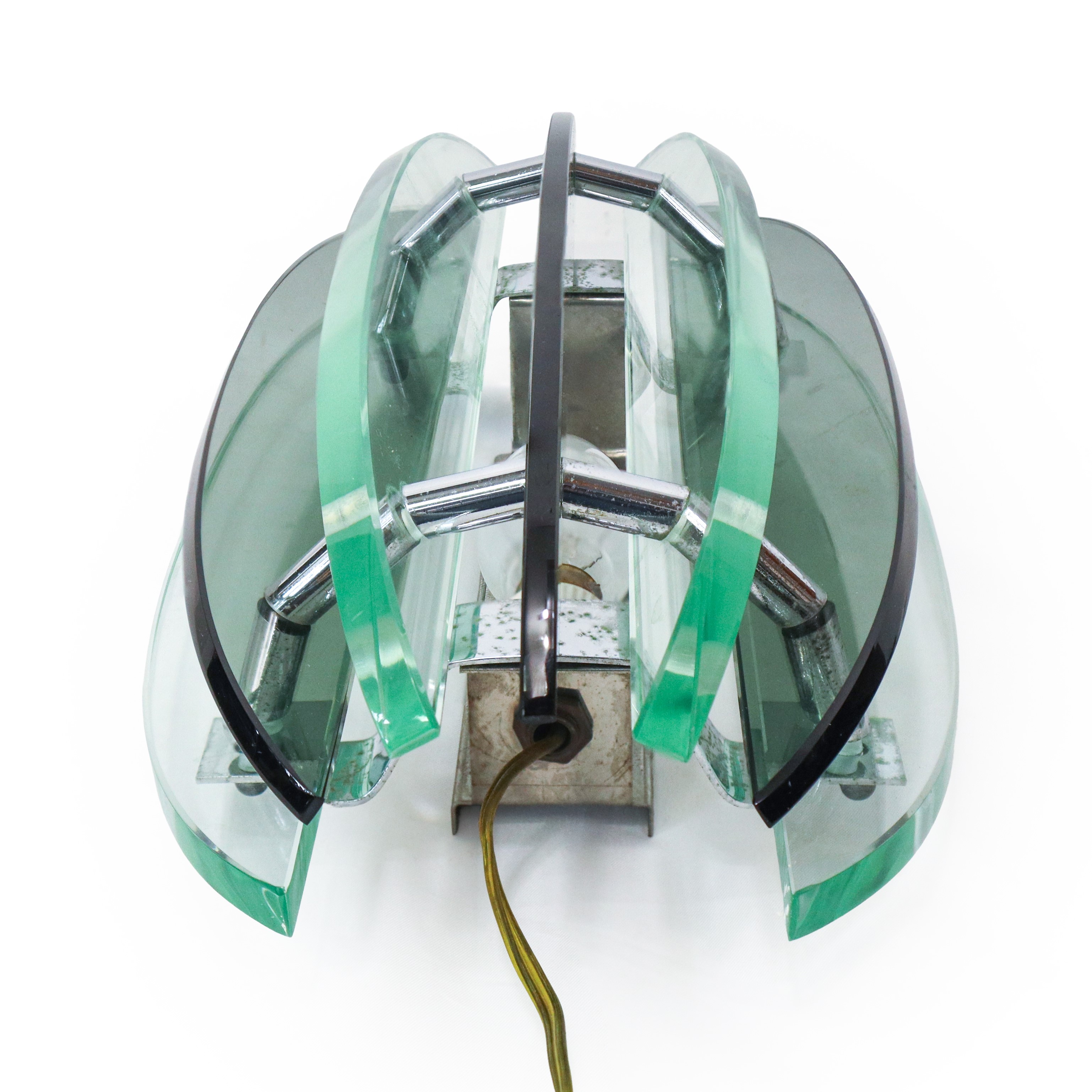 Coppia di applique Veca in metallo e vetro verde