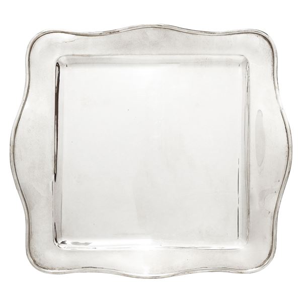 Square tray with scalloped edge in 800 silver