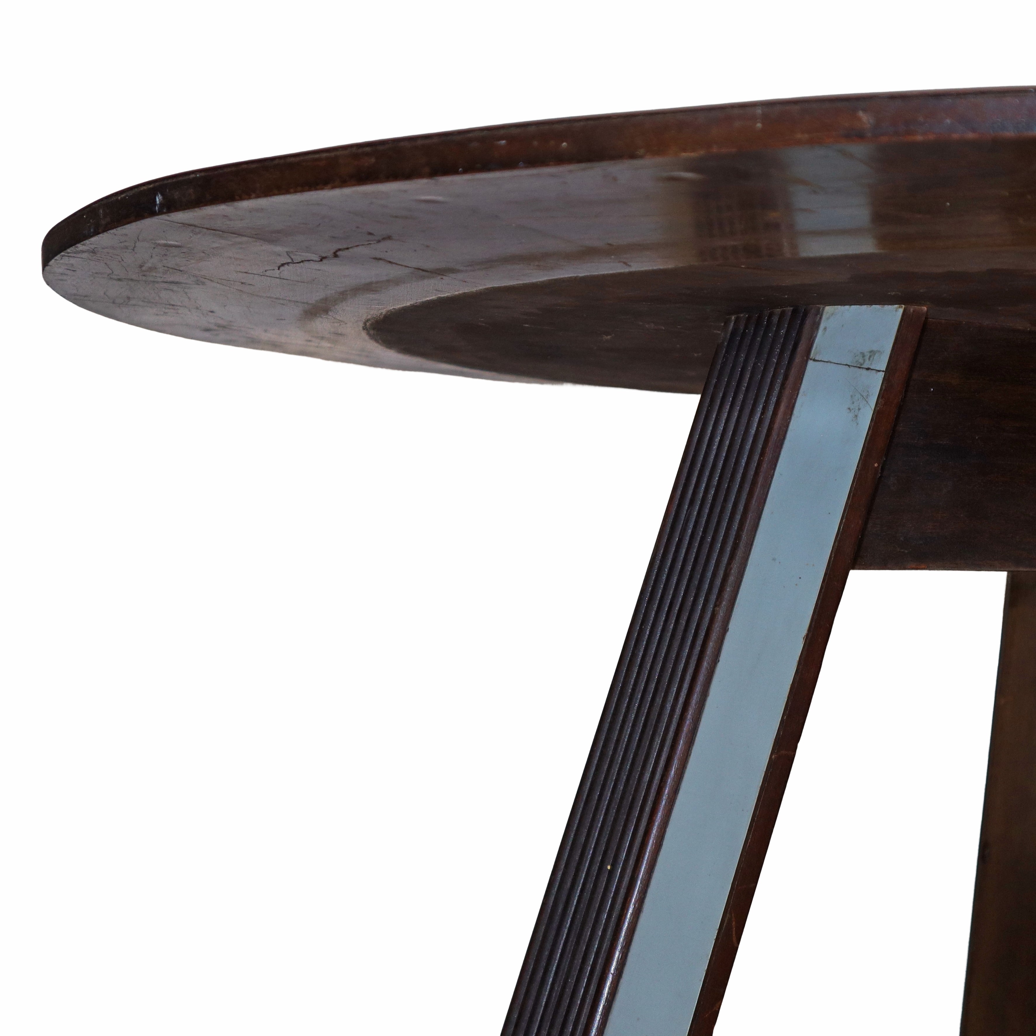 Tavolo rotondo bianco piede a tre razze