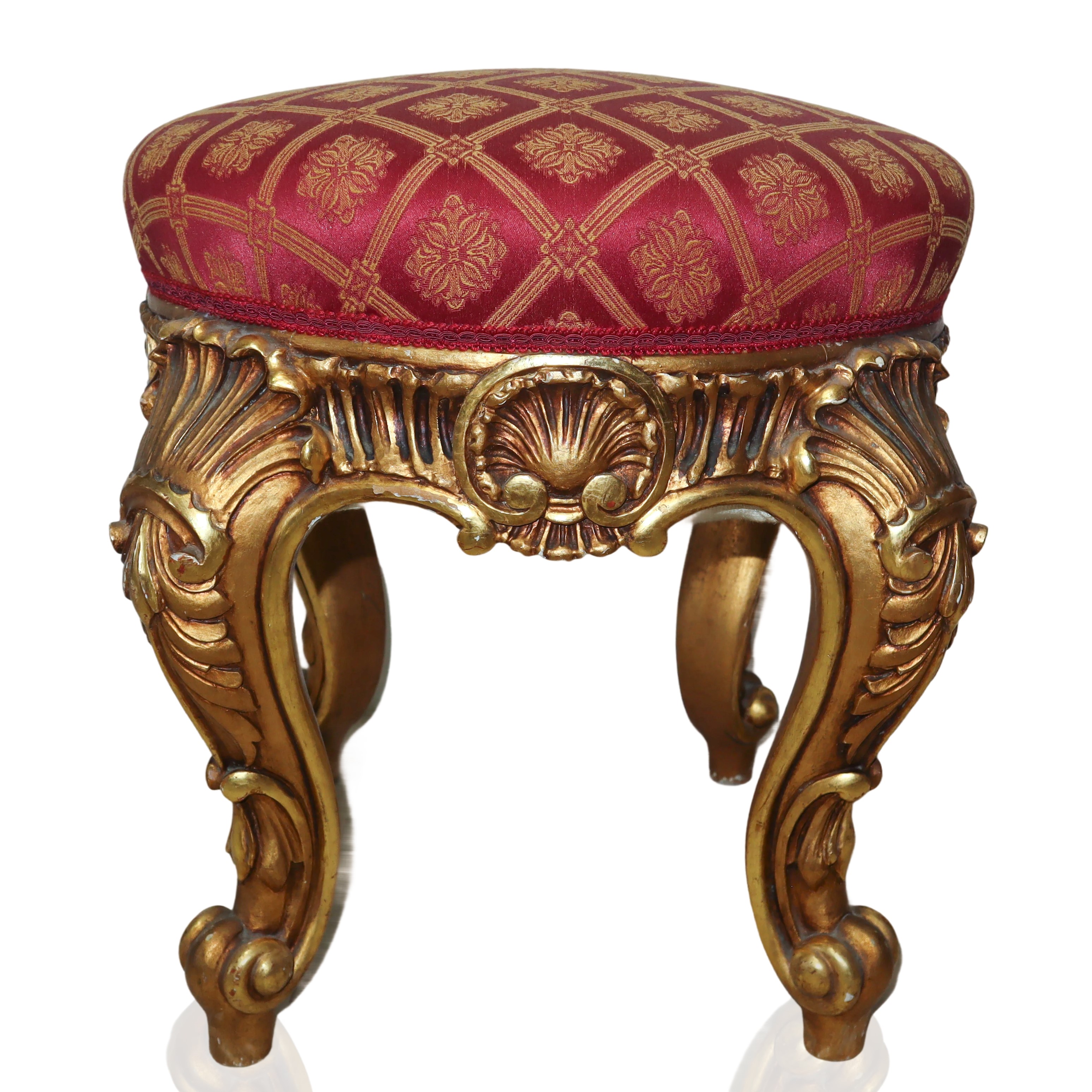 Coppia di sgabelli, legno dorato con tappezzeria rossa e dorata, inizi XX secolo