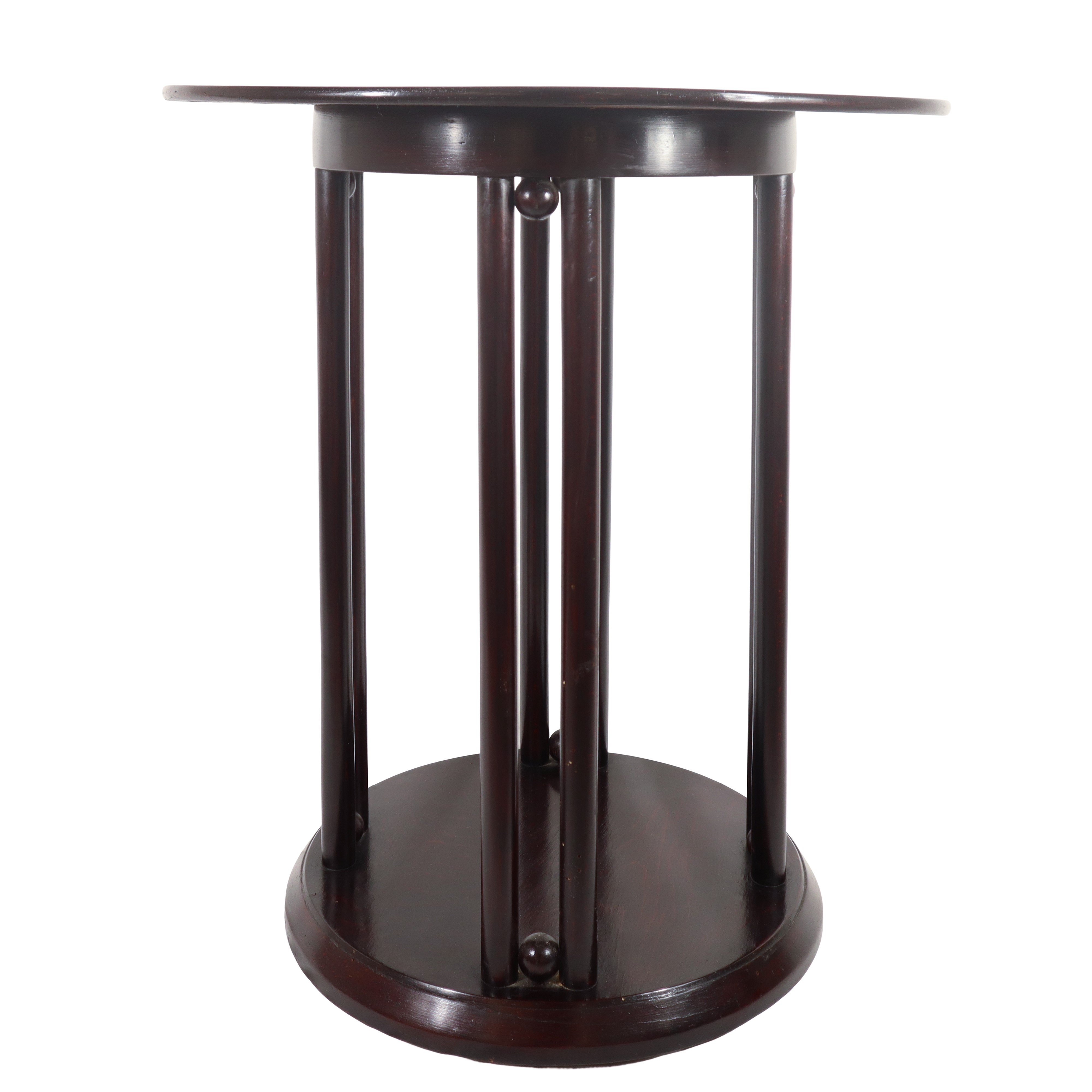 Josef Hoffman per Thonet - Tavolo Rotondo 'fledermaus' in Stile Art Noveau