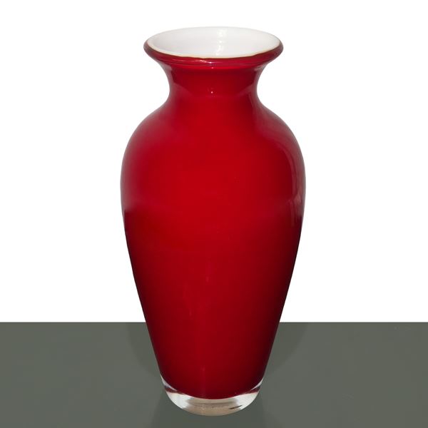 Carlo Nason - Red Murano glass vase with flared neck