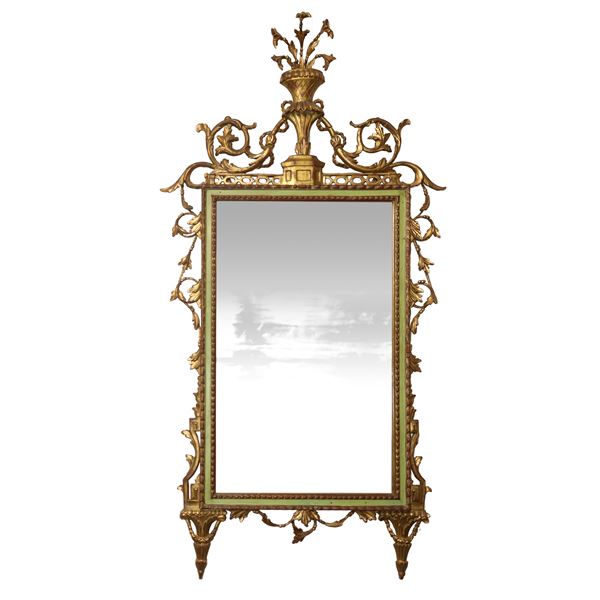 Gilded mirror with cymatium