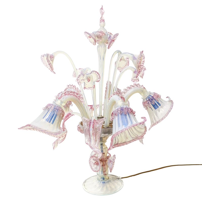 Flambeau in vetro di Murano, toni rosa e lilla, XIX/XX secolo