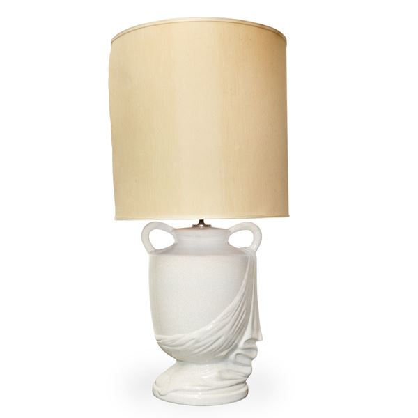 Table lamp with white two-handled ceramic base