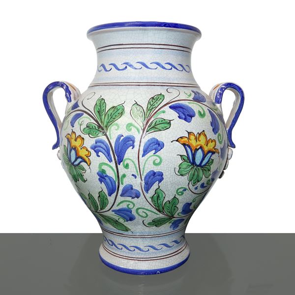 Torcivia &amp; Todaro  Ceramiche Santo Stefano di Camastra - Two-handled amphora in Santo Stefano di Camastra majolica painted in polychrome and decorated with floral motifs