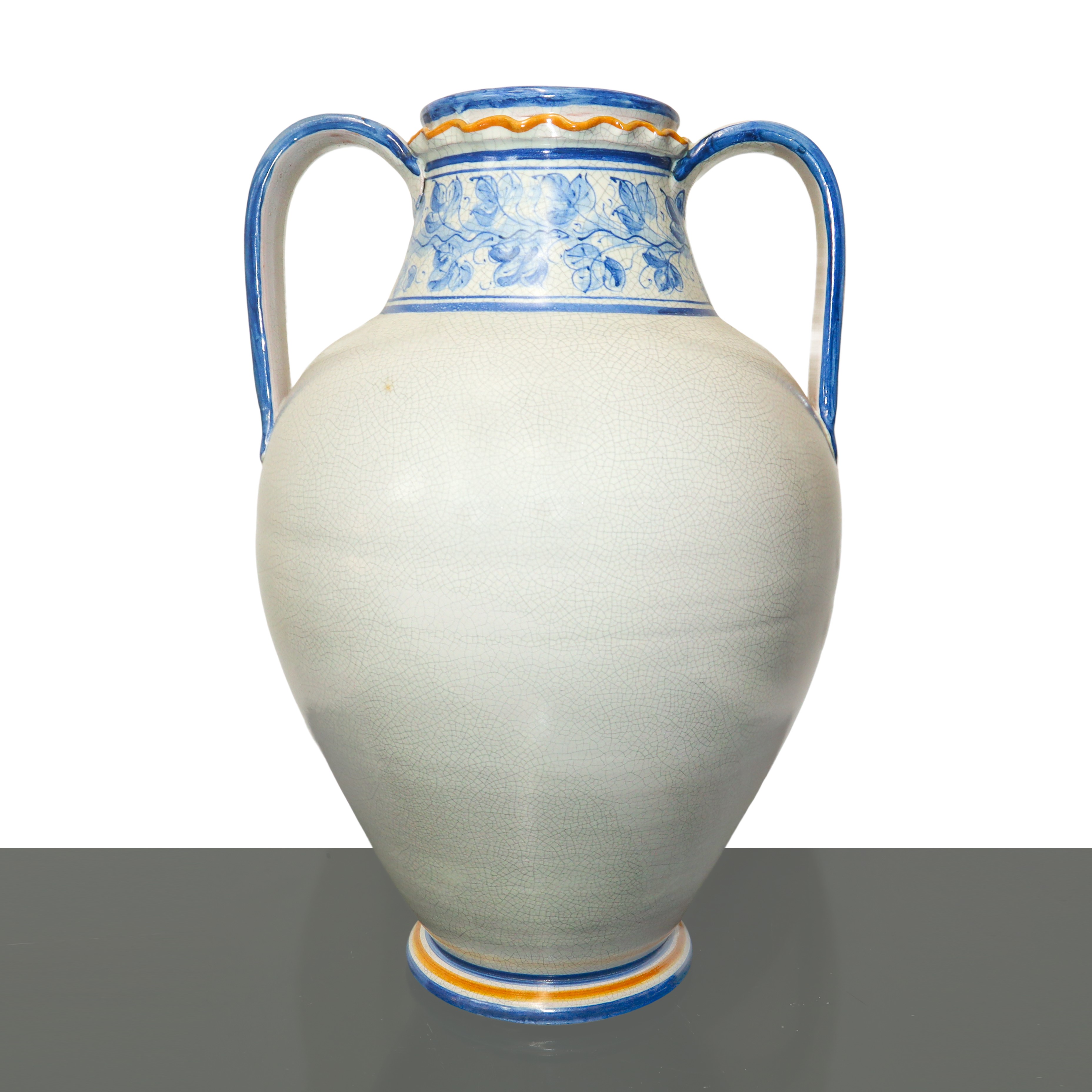 Difra Ceramiche di Bartolomeo Frazzetta - Vaso biansato in maiolica con decorazioni floreali e vo...