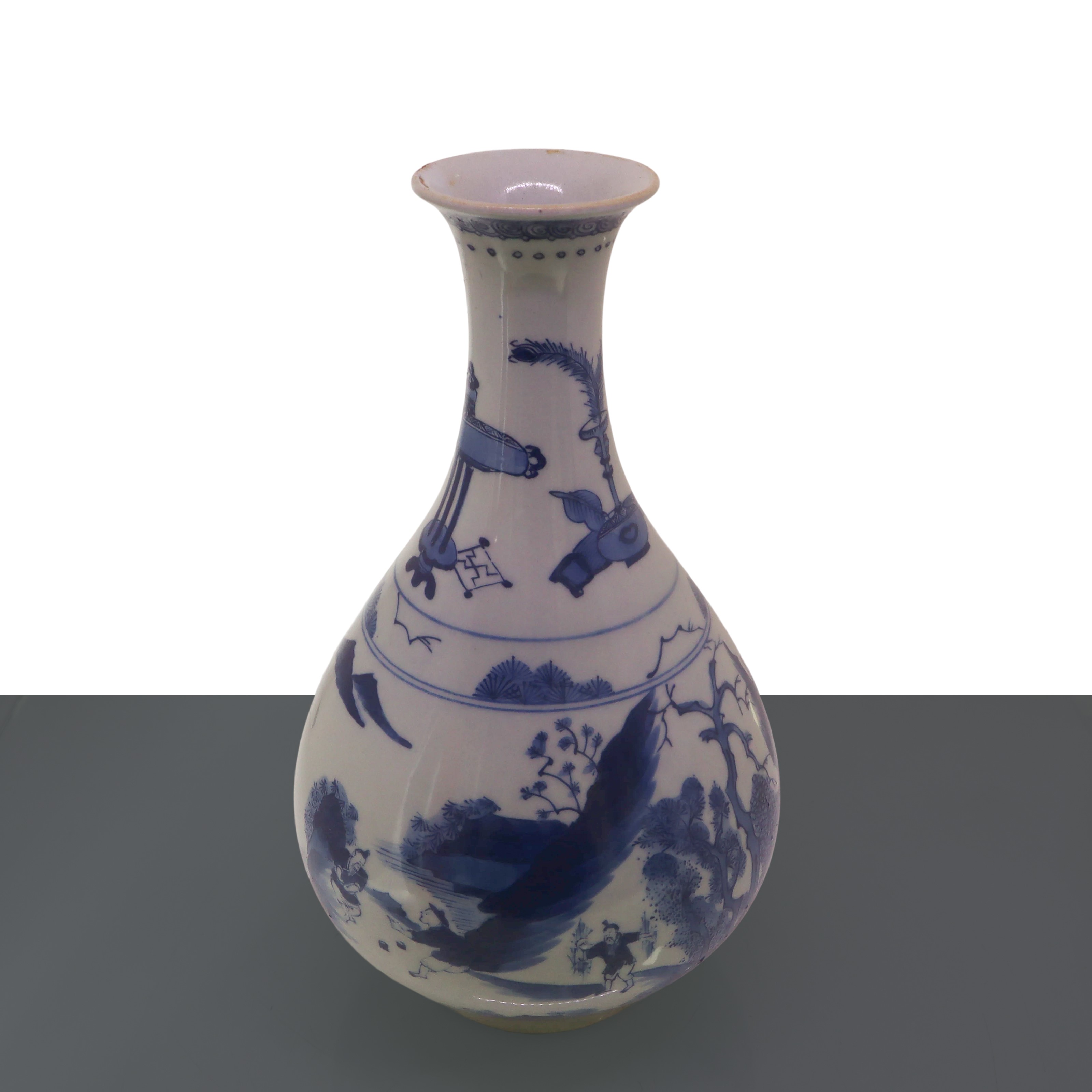 Vaso a bottiglia stile Kangxi nei toni bianco e blu