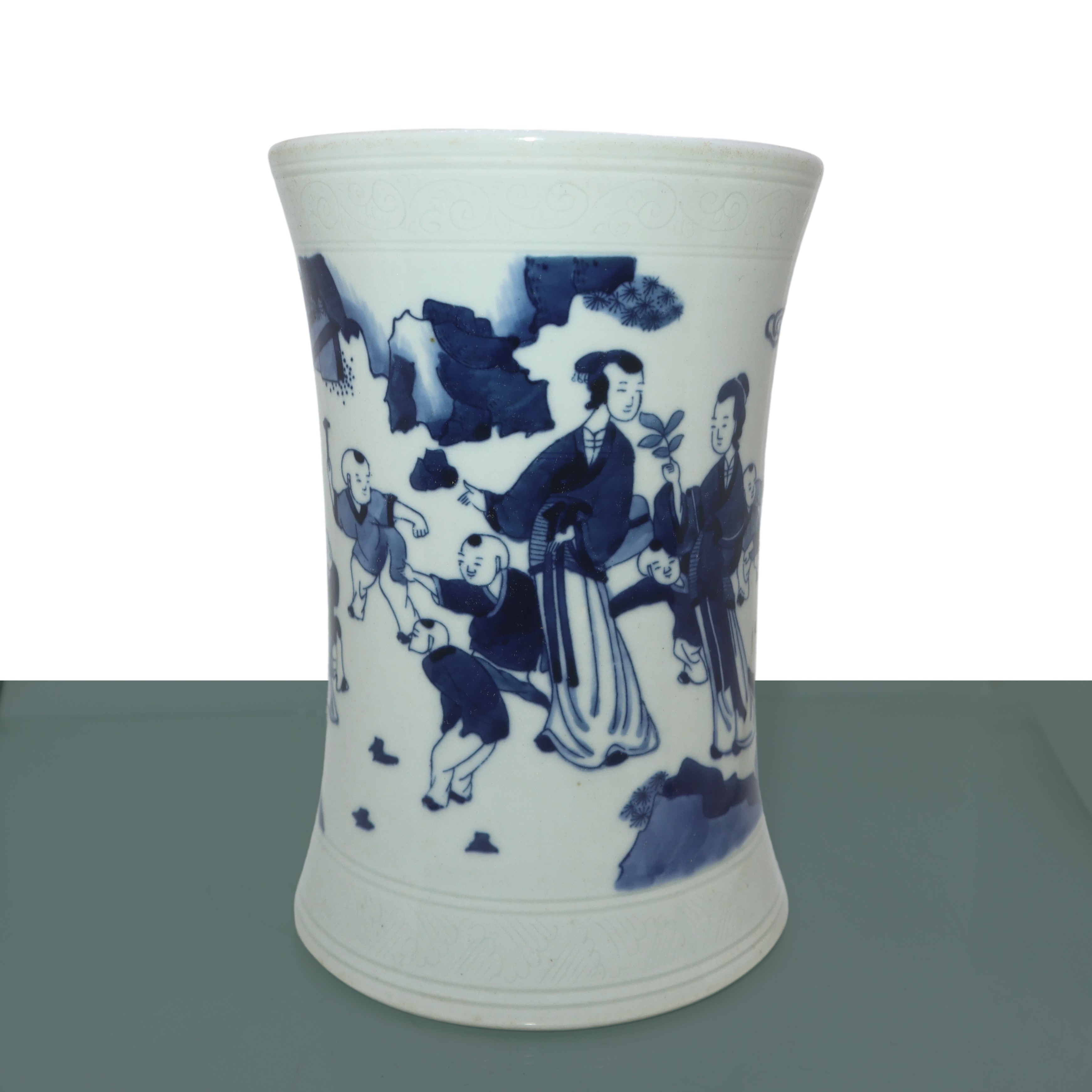Portapenne in Ceramica Bianco con Decori Blu Raffiguranti Bambini che Giocano