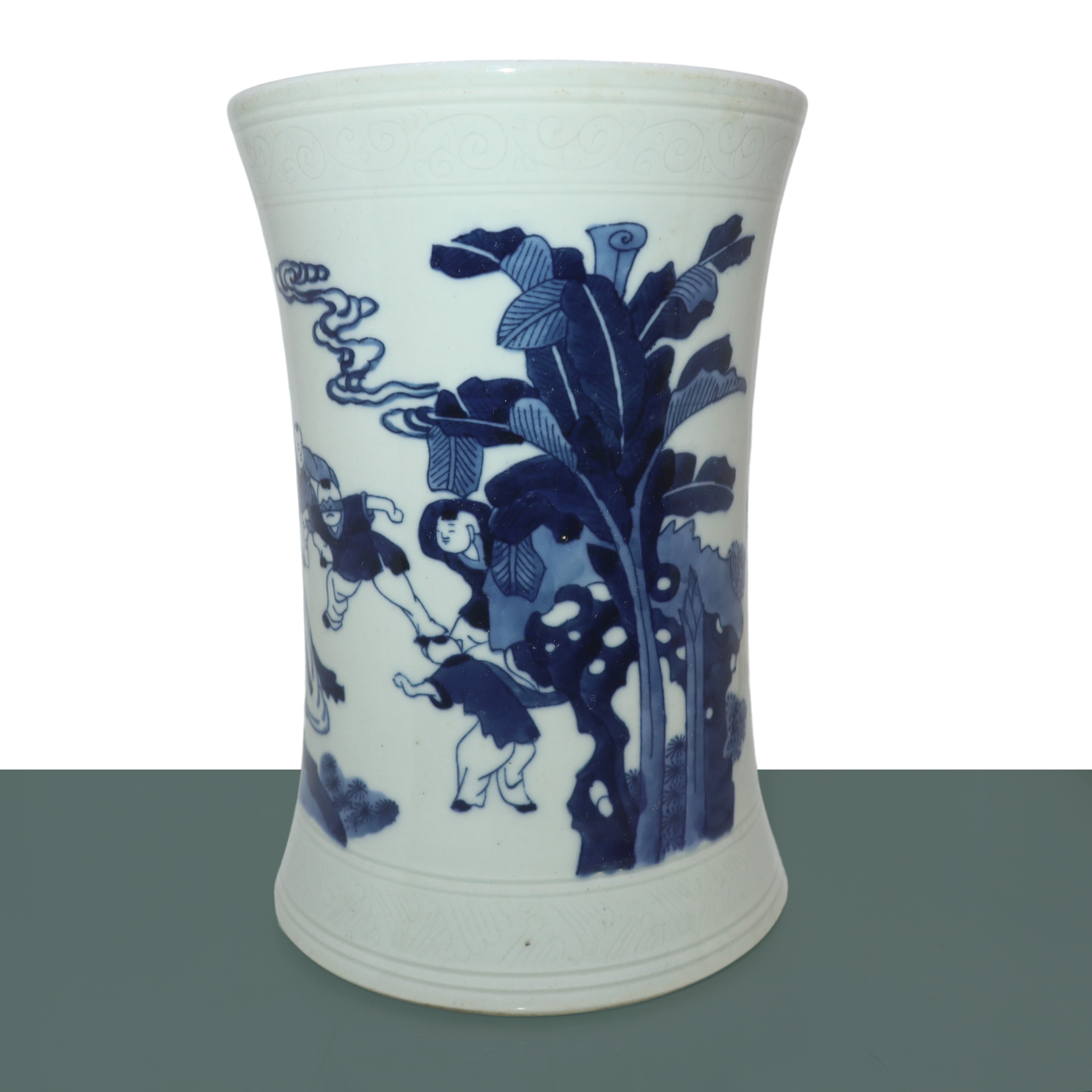 Portapenne in Ceramica Bianco con Decori Blu Raffiguranti Bambini che Giocano