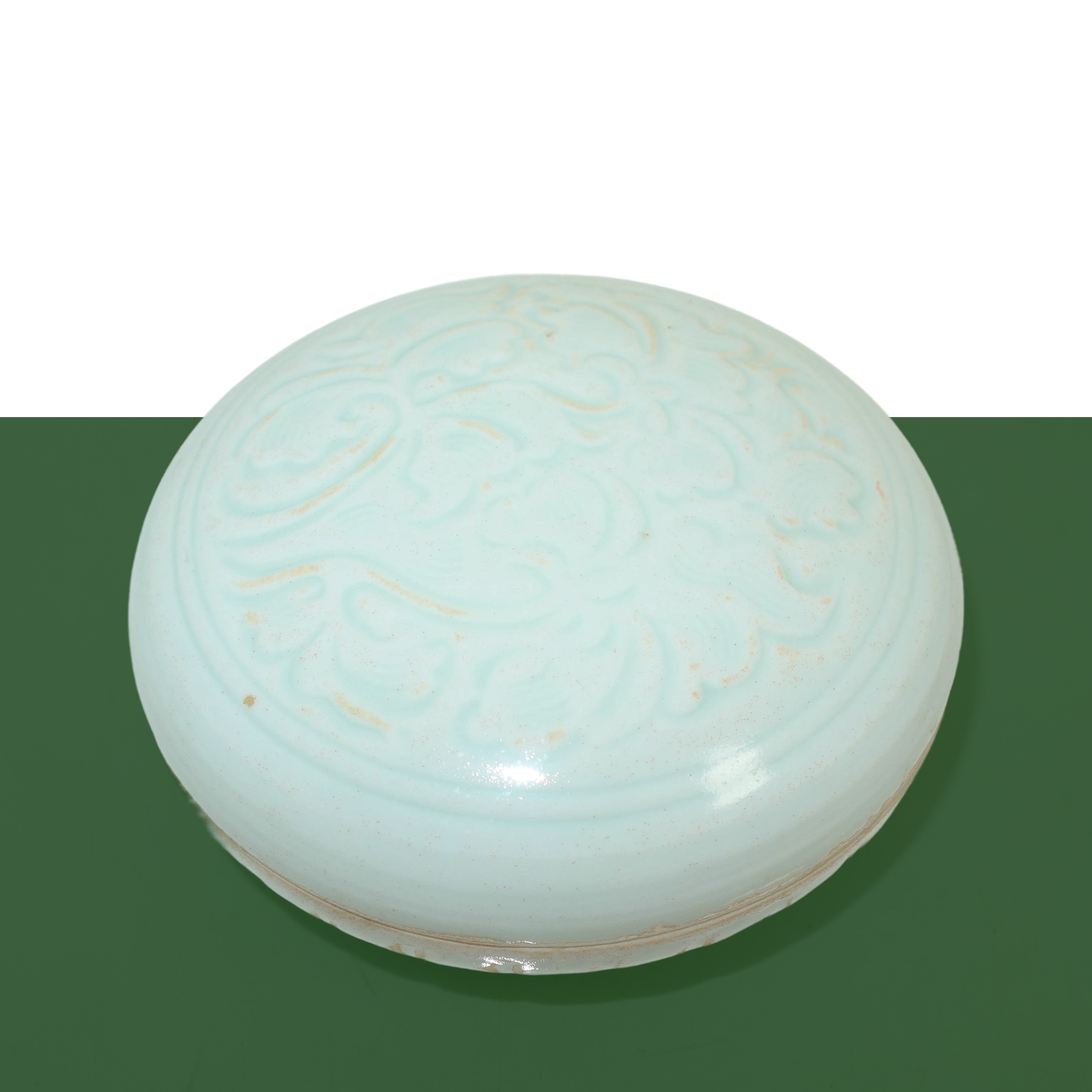 Scatola intagliata in stile dinastia Song