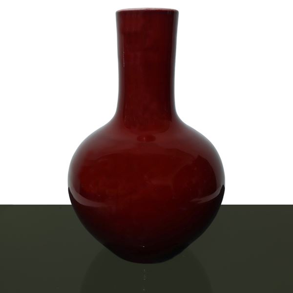Vaso cinese in porcellana rossa