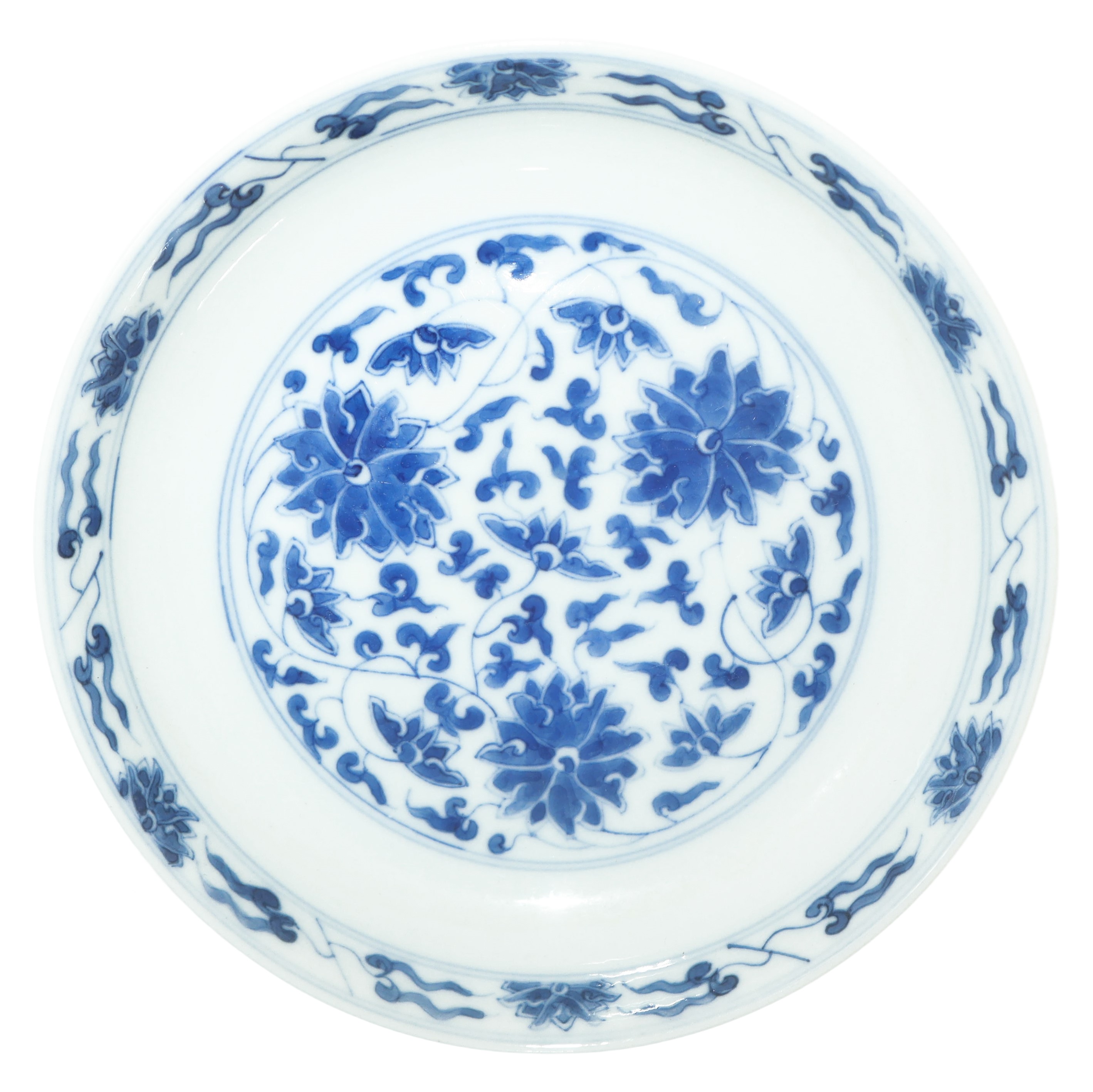 Coppia di piatti cinesi nei toni bianco e blu