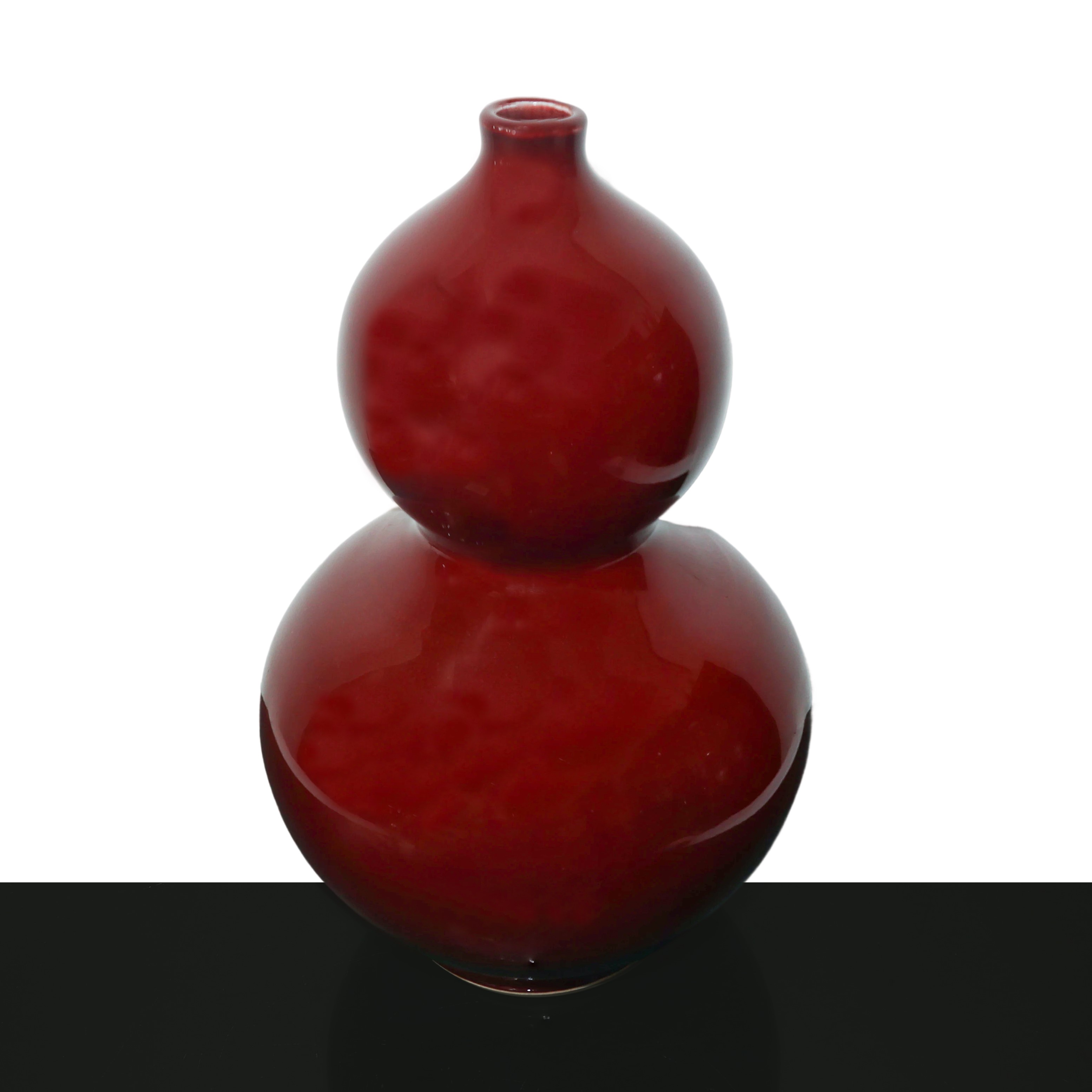 Vaso cinese a zucca in porcellana rossa