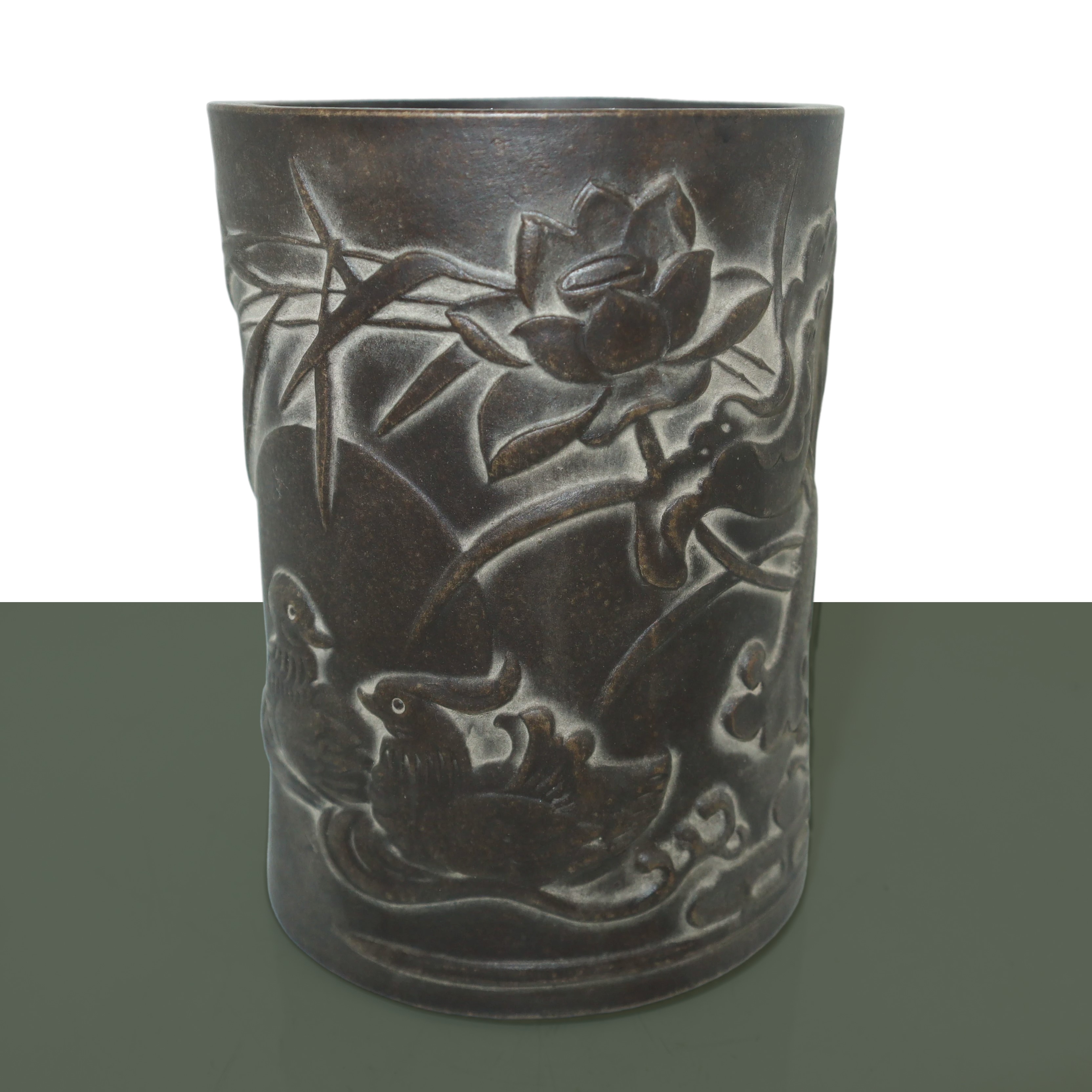 Portapenne e tazza per il thè in argilla viola Yixing