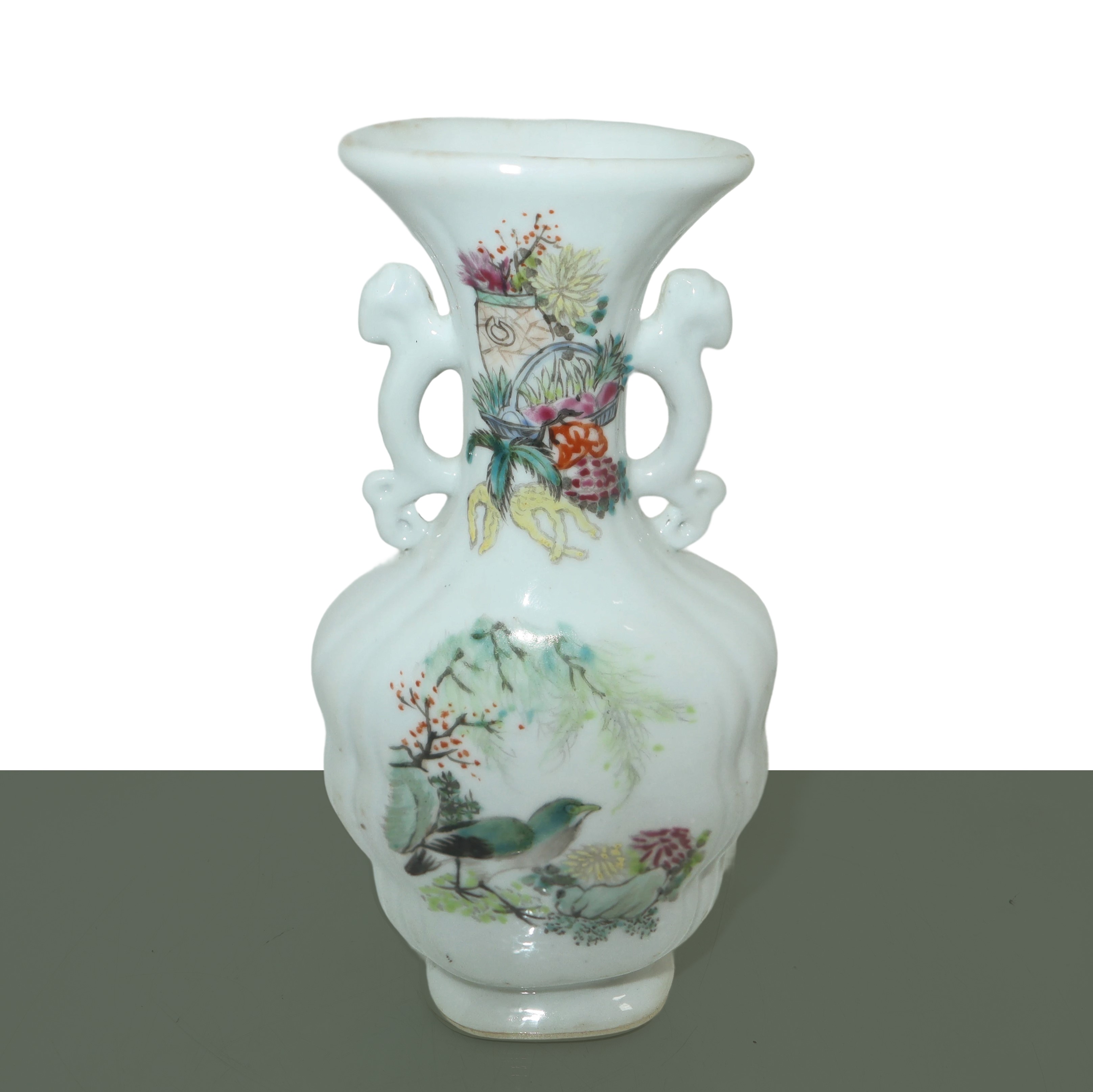 Bottiglia con decori e firme di celebrità cinesi