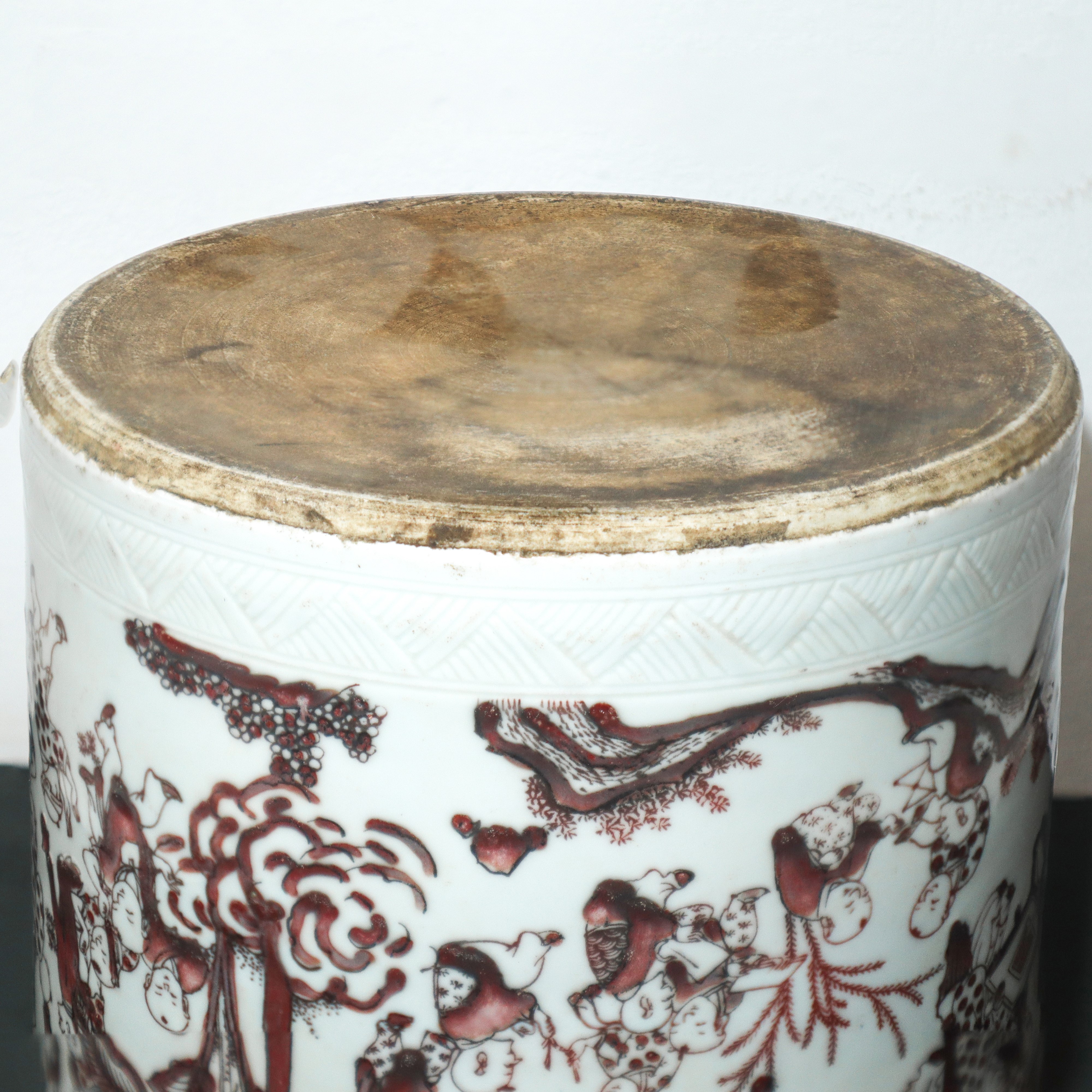 Grande portapennelli, con decori cinesi di buon auspicio raffigurante bambini