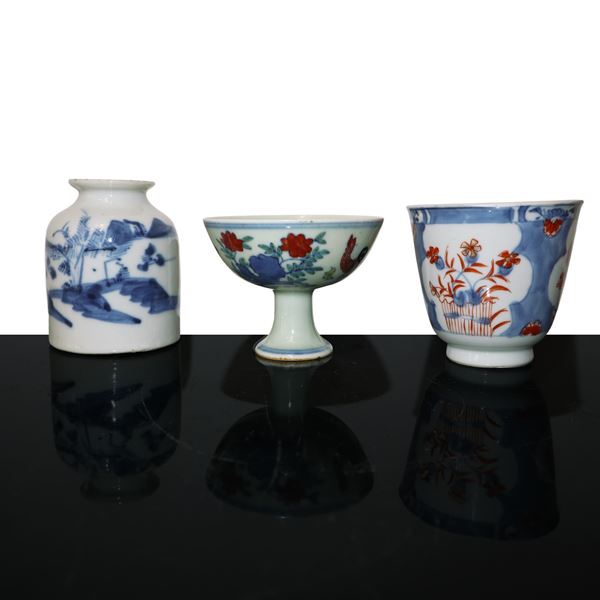 N'3 Coppette in porcellana cinese con decori floreali