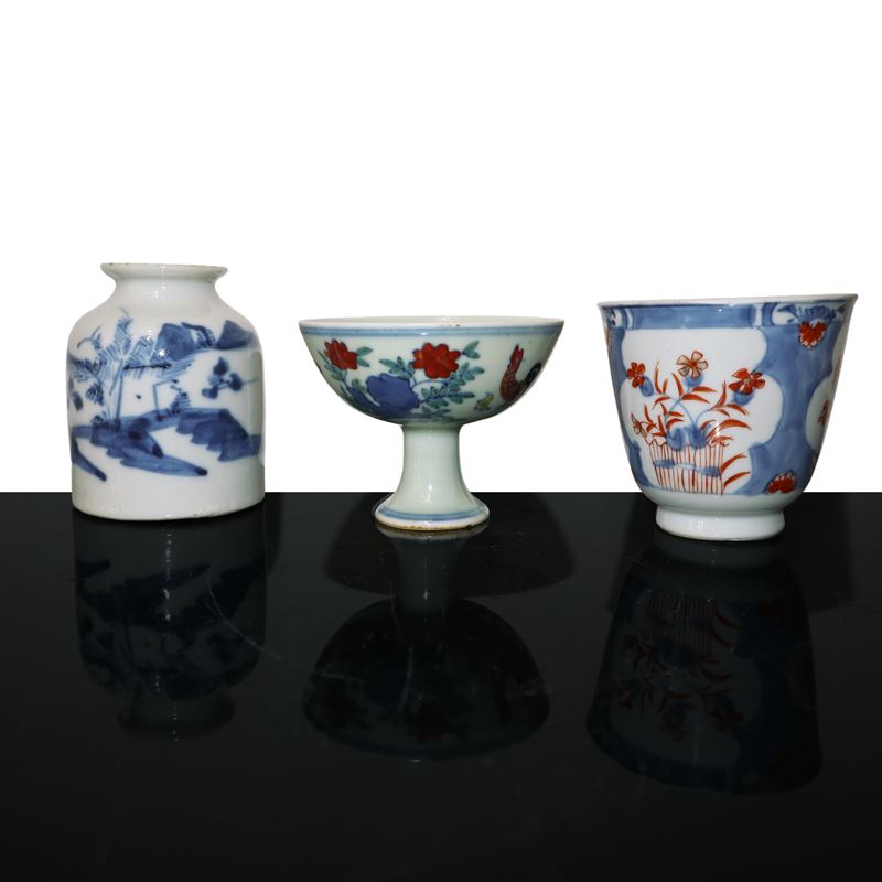 N'3 Coppette in Porcellana Cinese con Decori Floreali