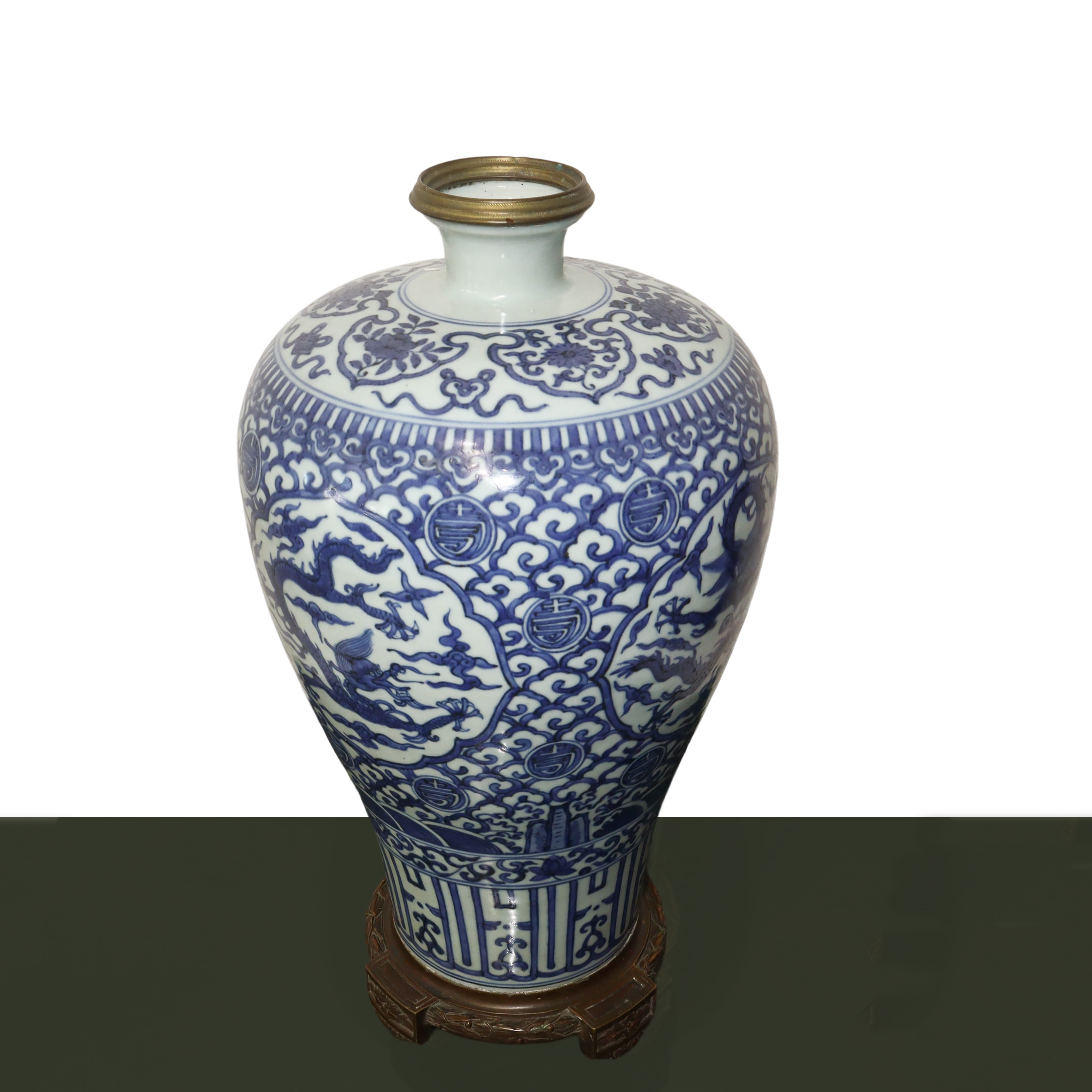Vaso Mei Ping Riadattato Come Lampada da Tavolo nel XIX Secolo Bianca con Decori sui Toni del Blu