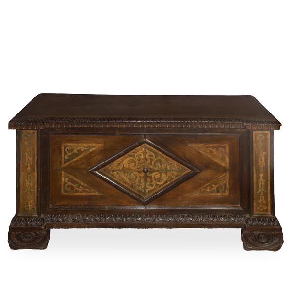 Small chest inlaid on the front
