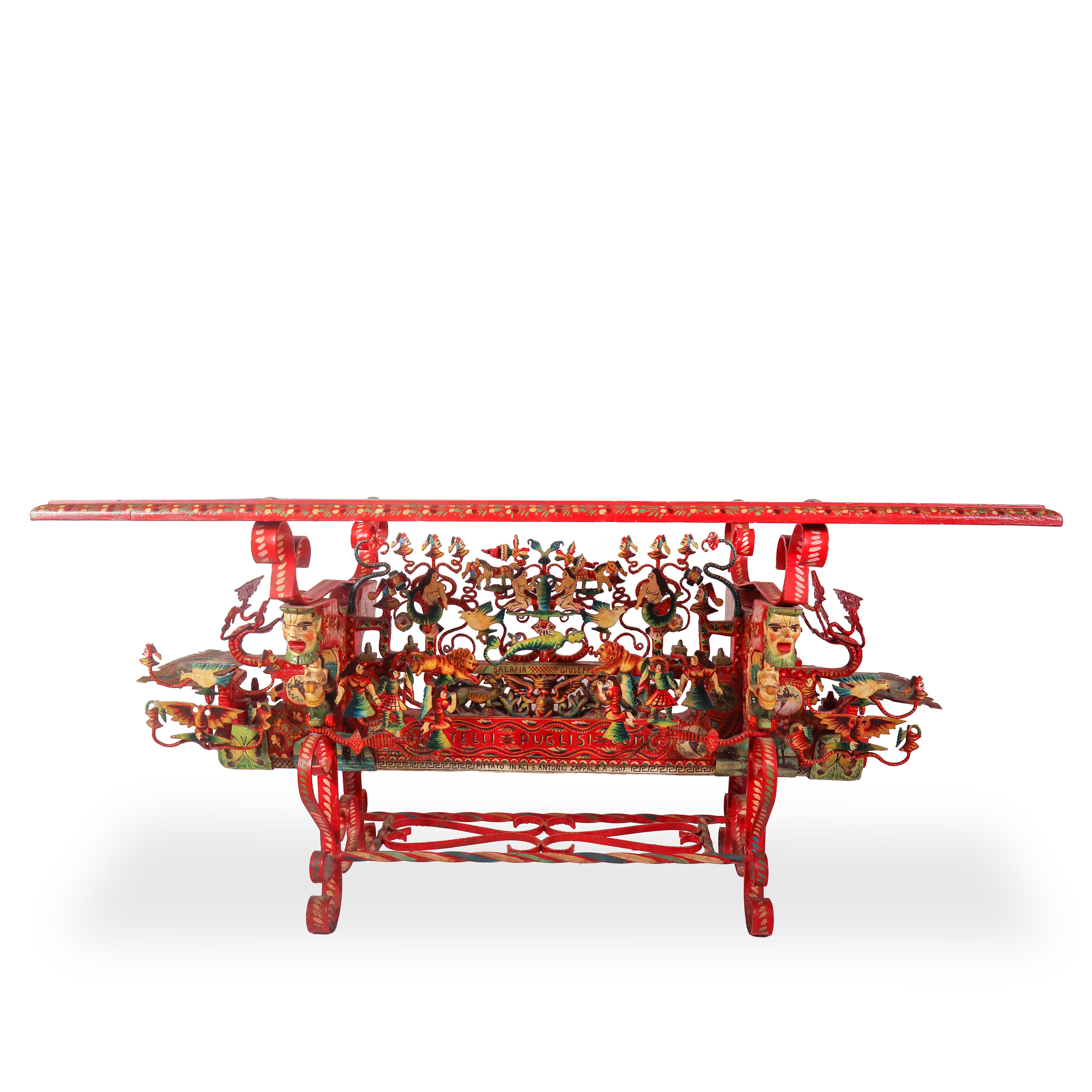 Tavolino in legno dipinto policromo con scene siciliane e paladini