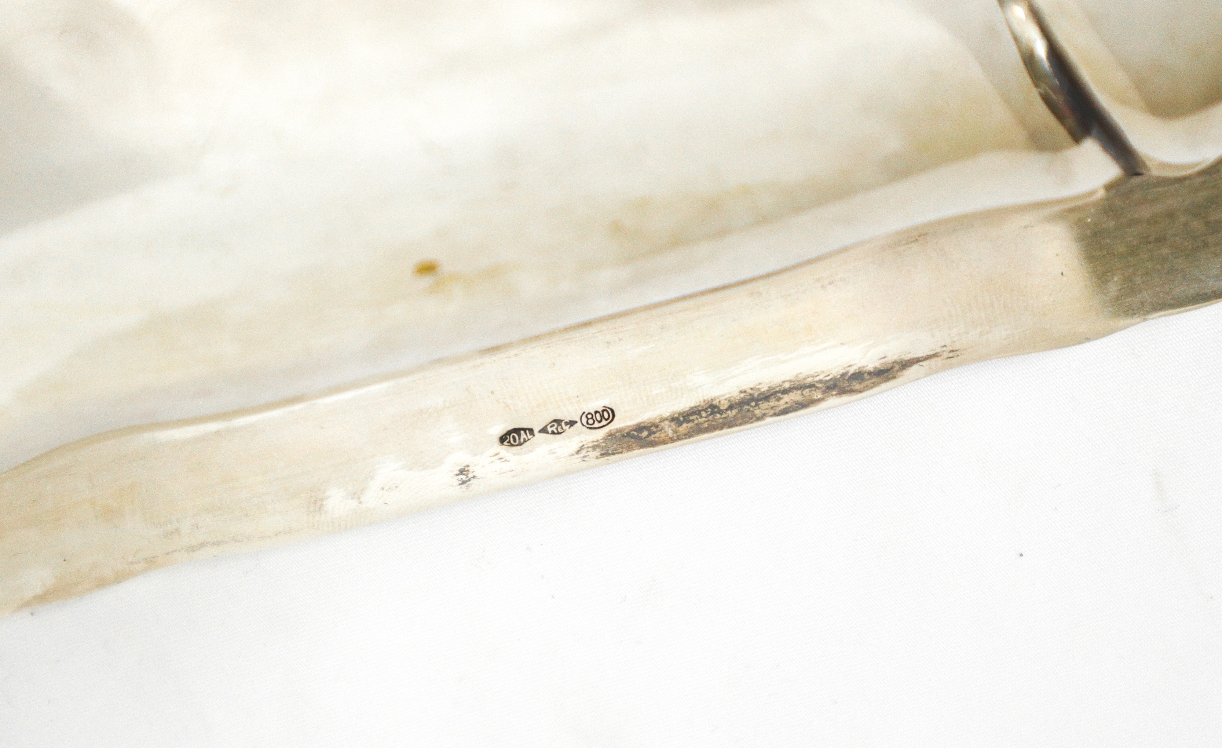 Legumiera in argento 800 con coperchio