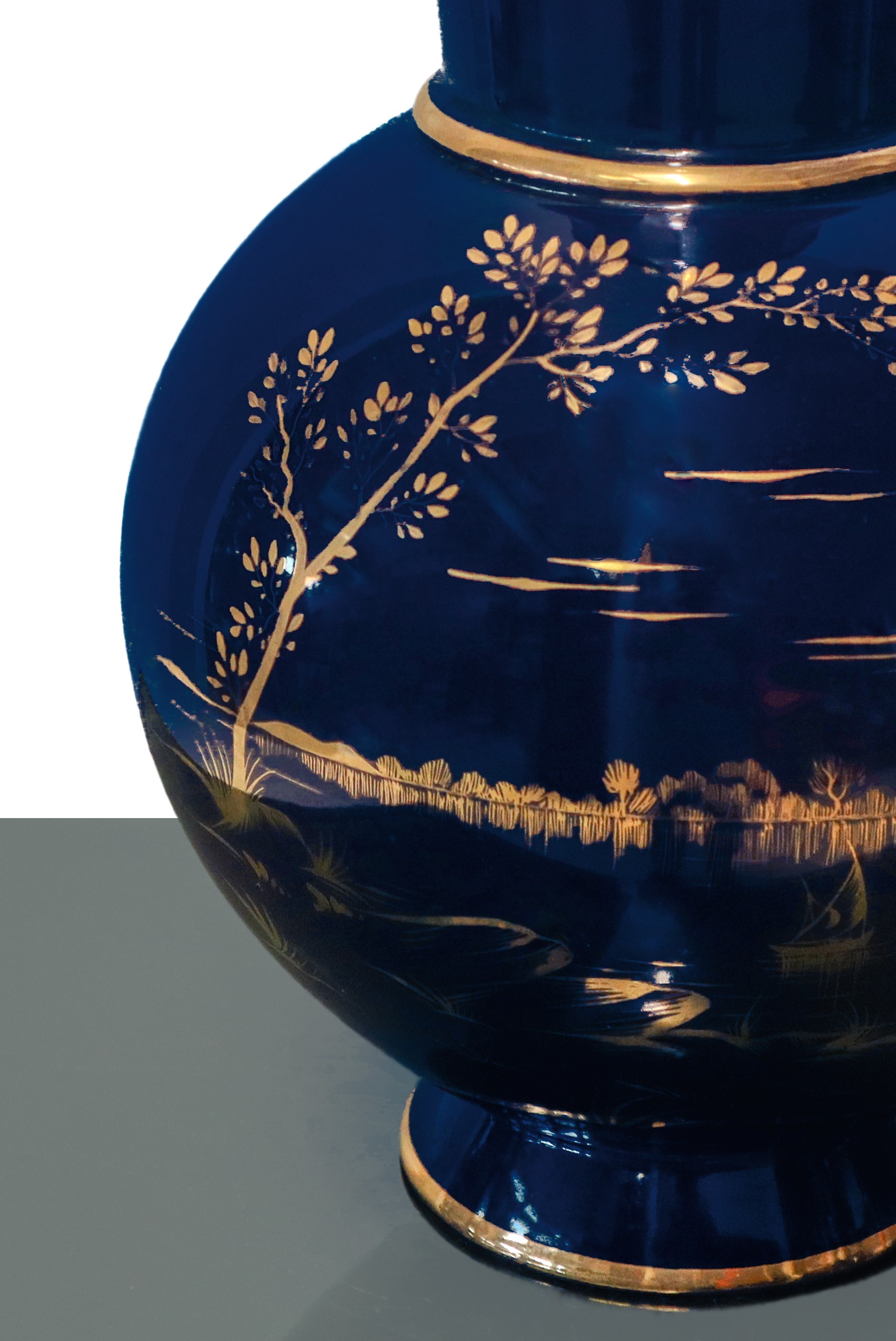 Vaso Cinese in Porcellana Blu con Decori Floreali Dorati
