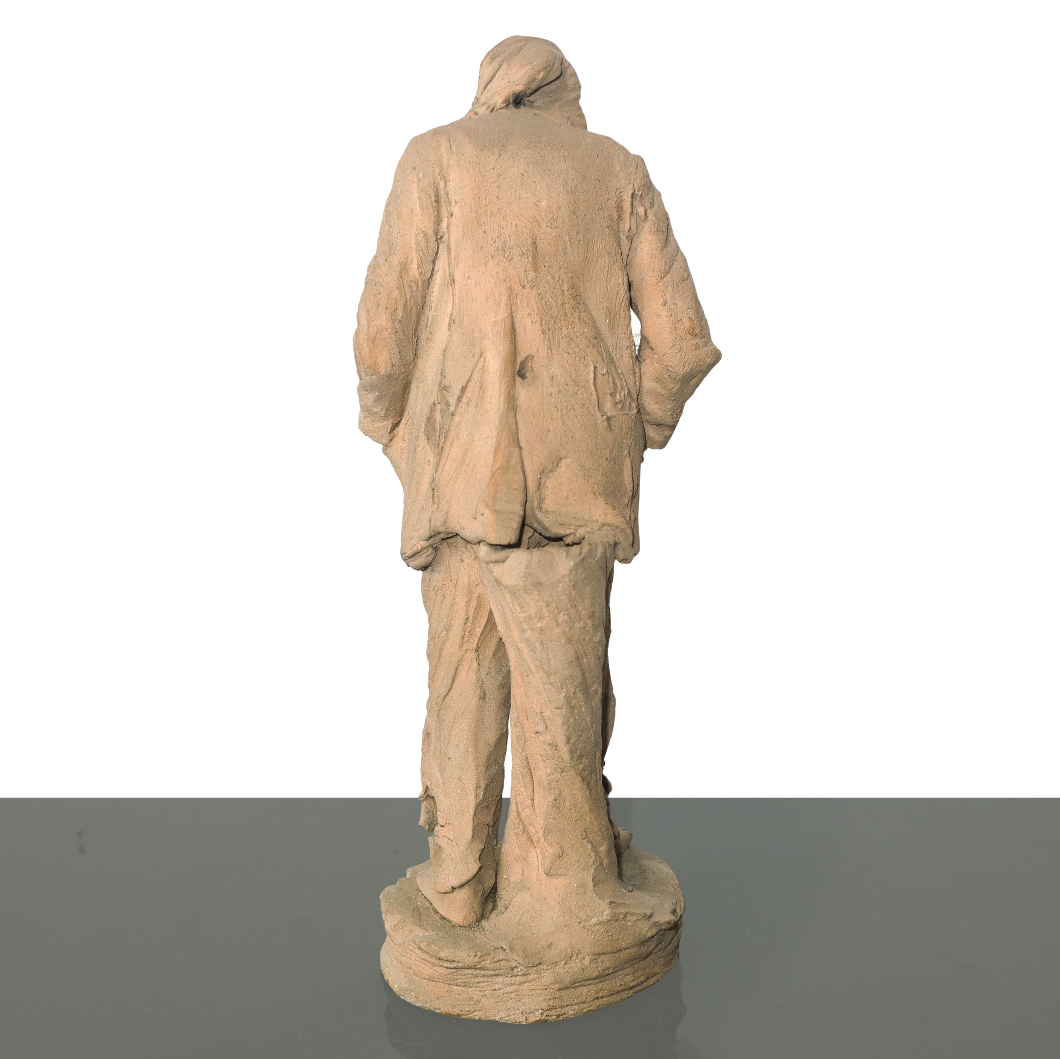 Uomo con mani in tasca