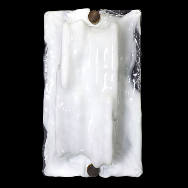 Toni Zuccheri per Venini - "Zest" model wall lamp in hand-blown glass with reliefs and milky white glass