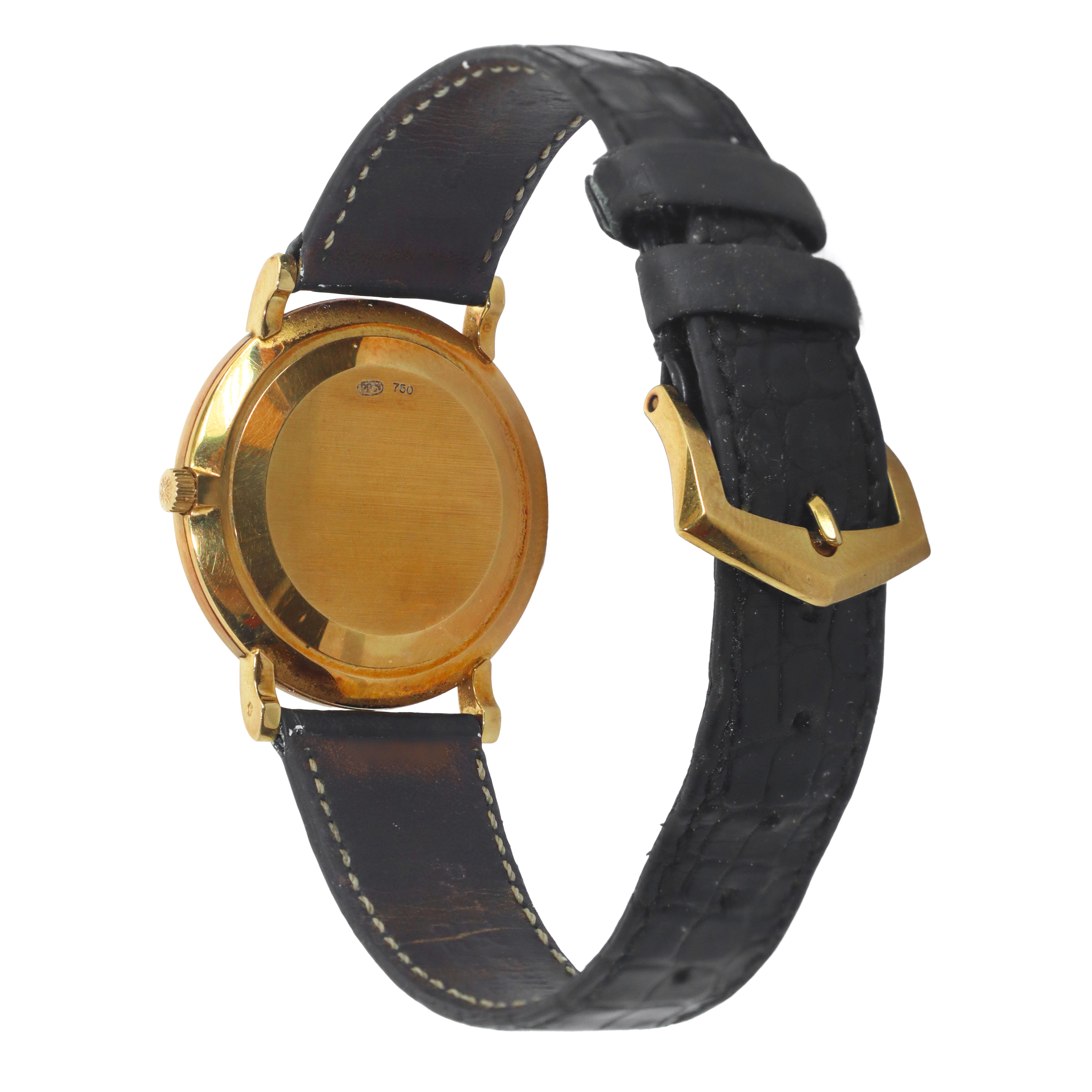 Orologio Patek Philippe Calatrava con quadrante in oro giallo 18 kt