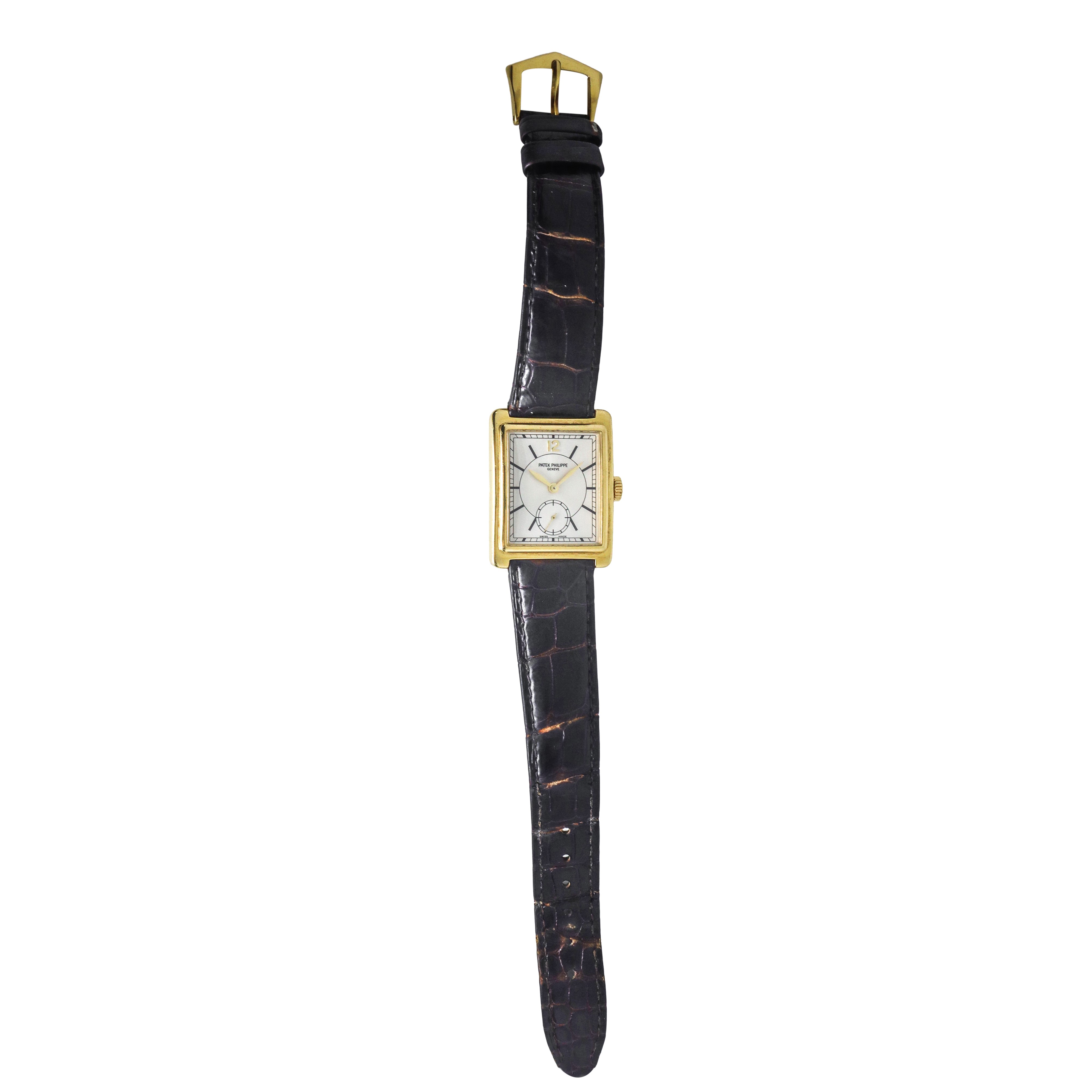 Orologio Patek Philippe modello Gondolo con cassa in oro giallo 18 kt