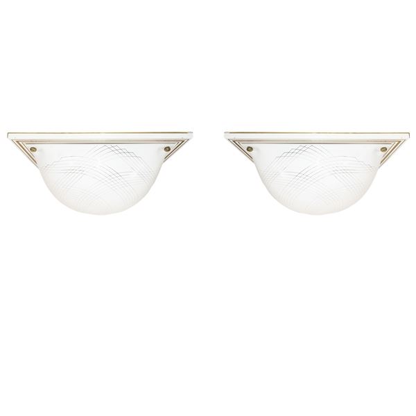 Coppia di plafoniere bianche con decori dorati