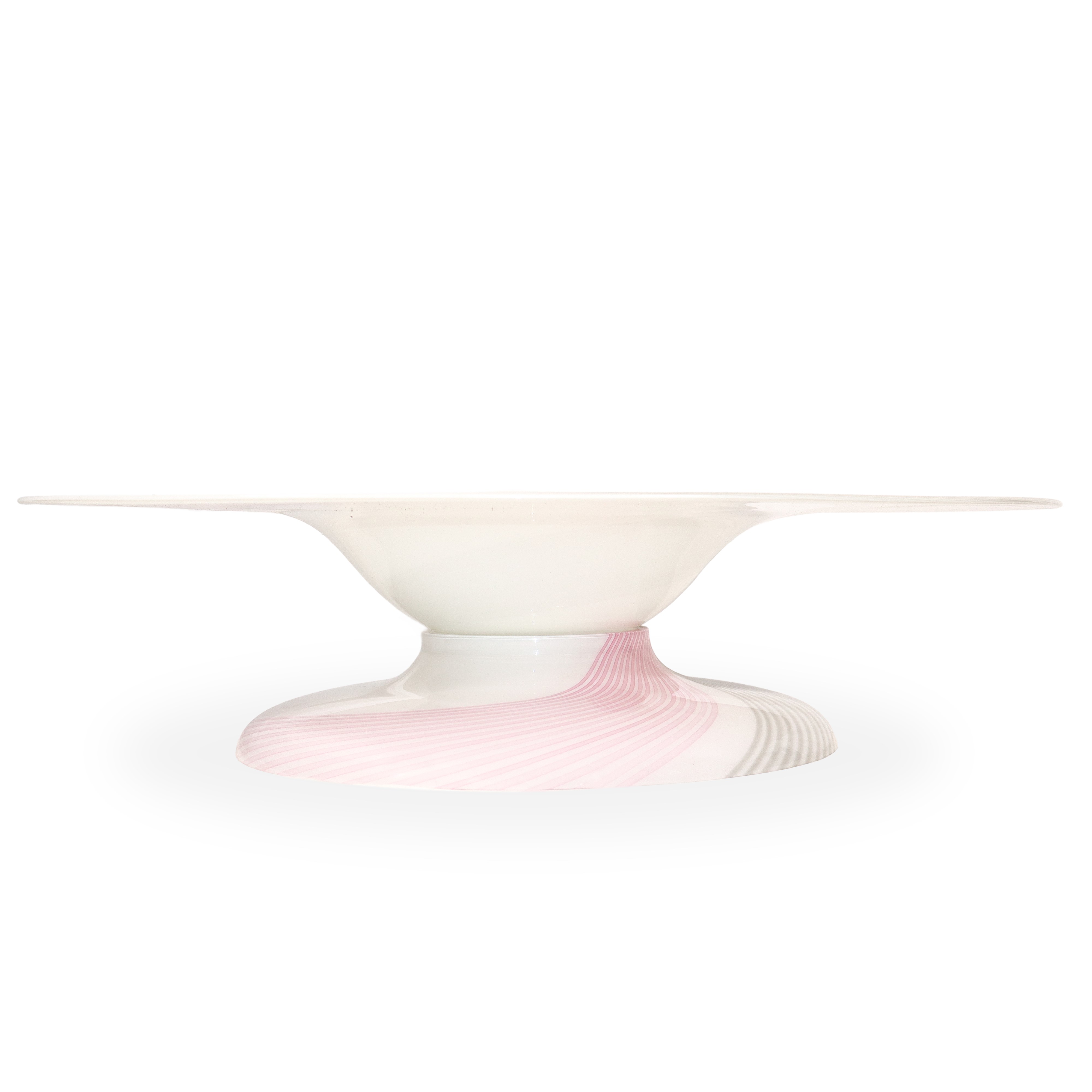 Grande Centrotavola nei toni del bianco e rosa